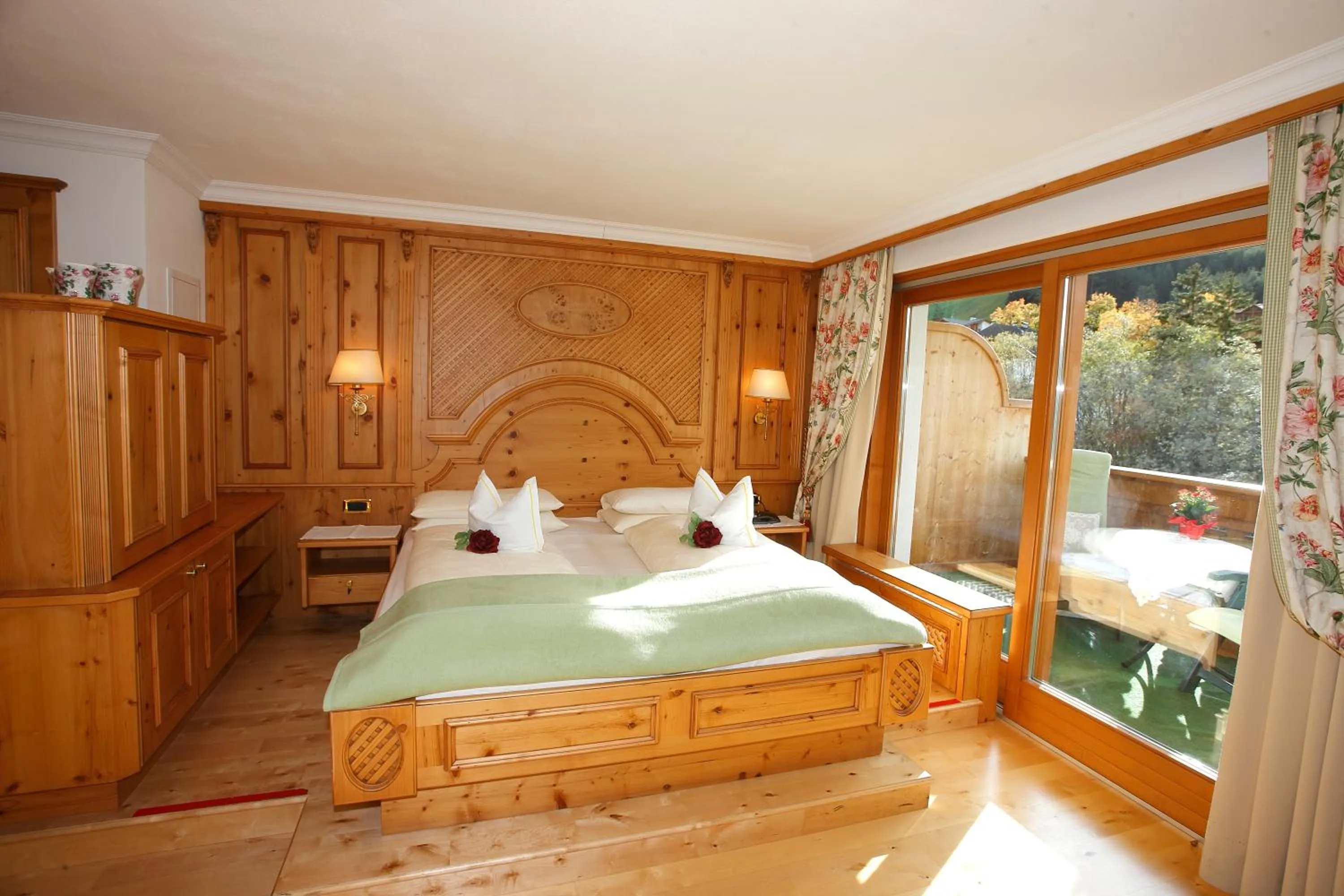 Bed in Hotel Al Sonnenhof