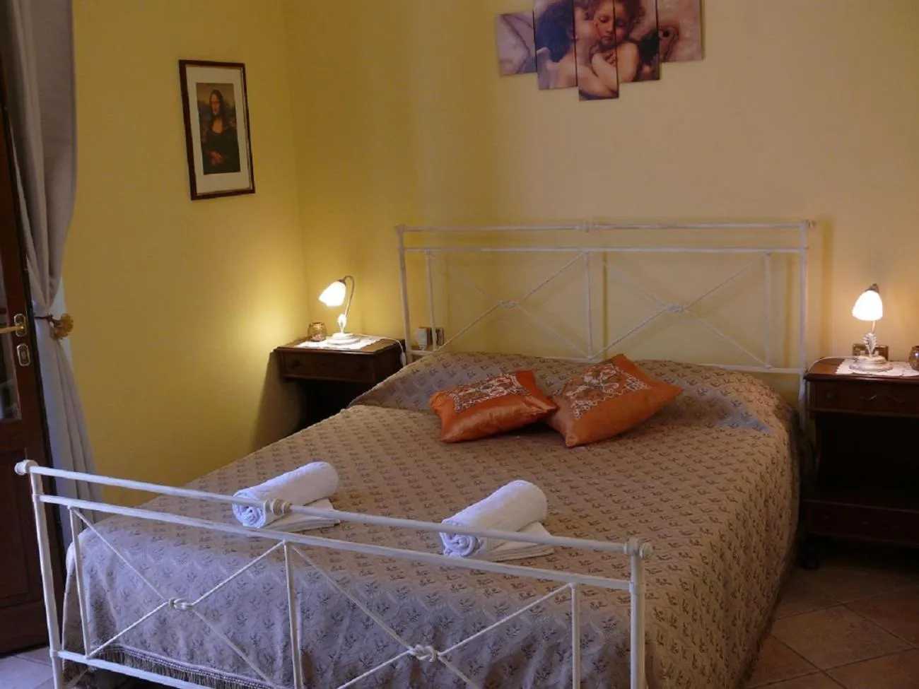 Bed in Antica Bottega di Vinci