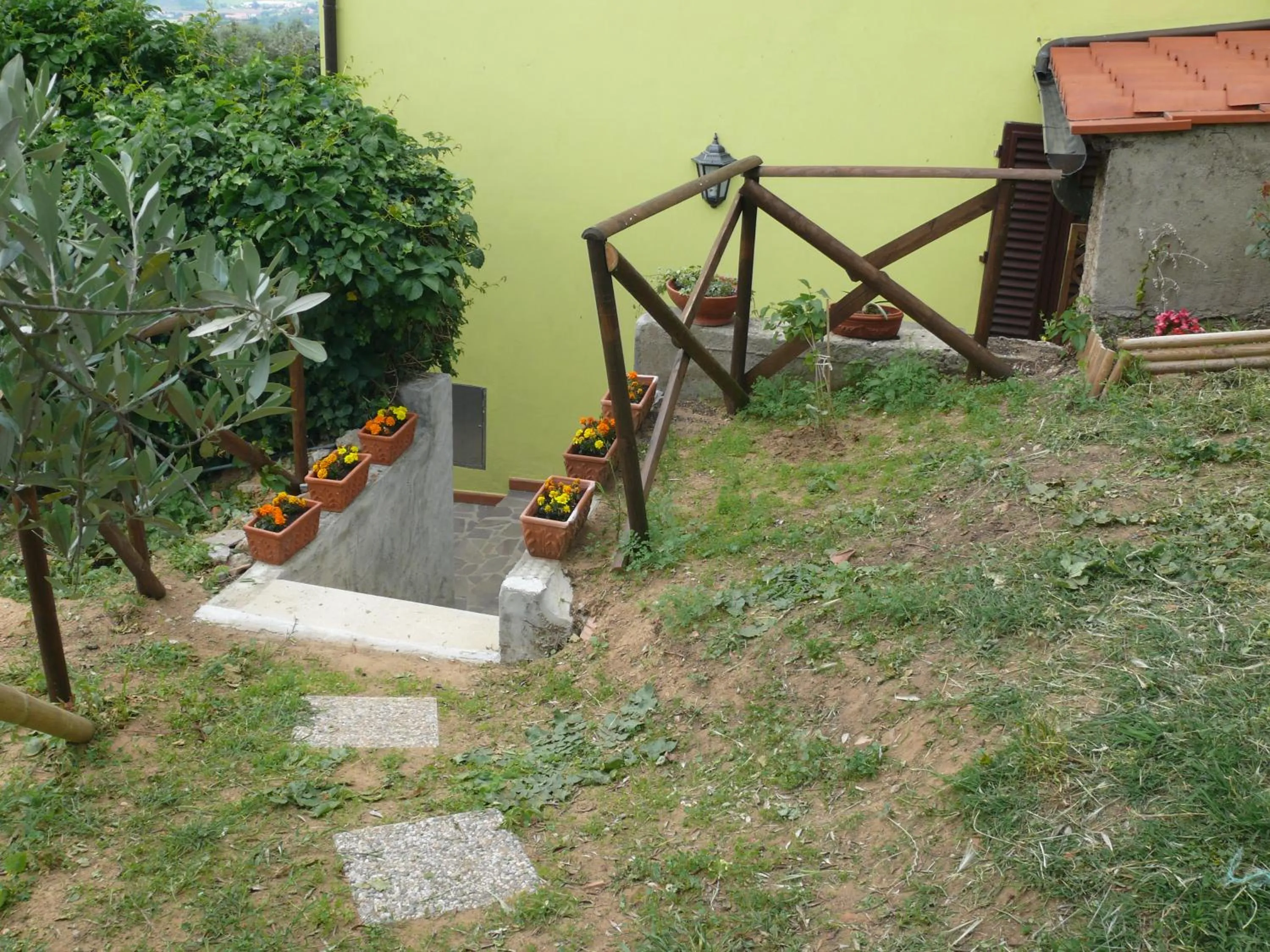 Garden view in Antica Bottega di Vinci