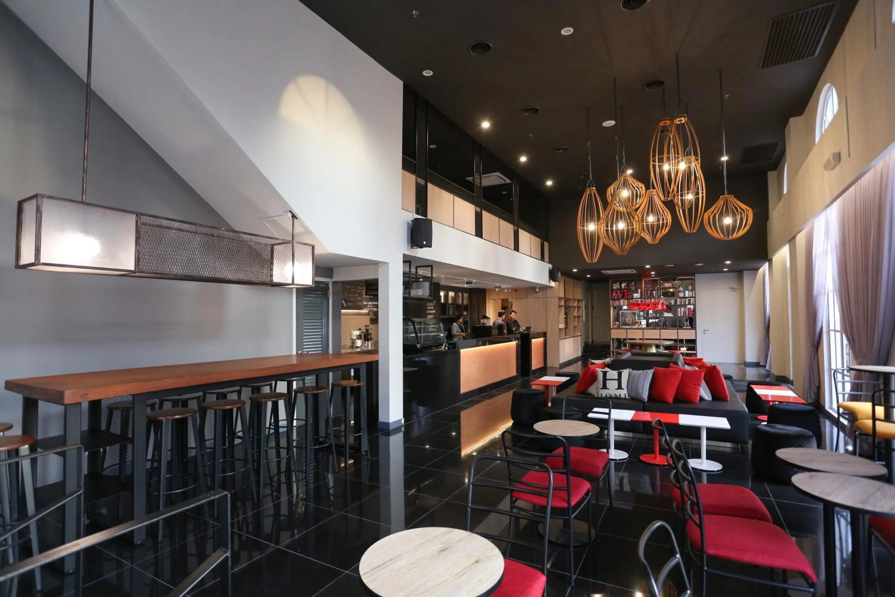 Coffee/tea facilities in Avenue J Hotel, Central Market