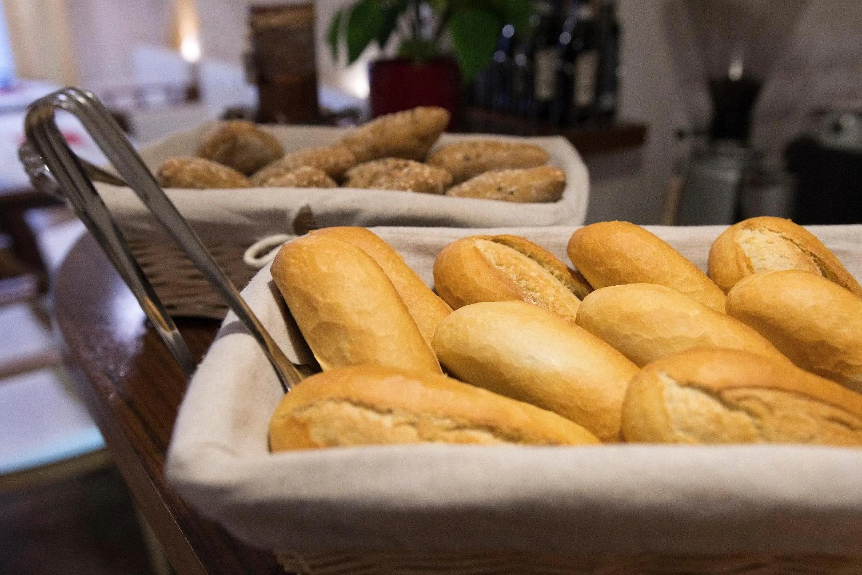 Buffet breakfast in Hotel Art