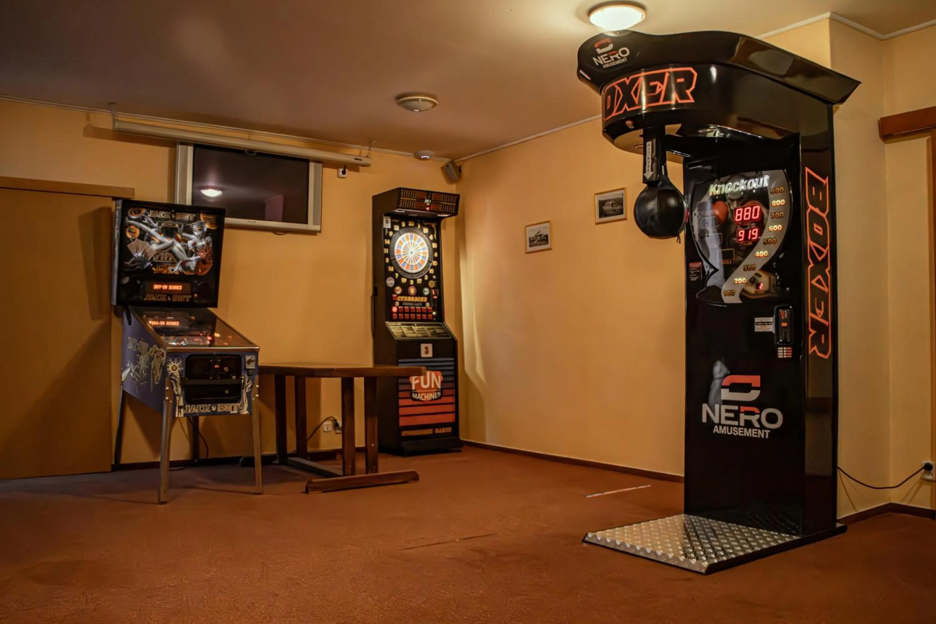Game Room in Hotel Esprit
