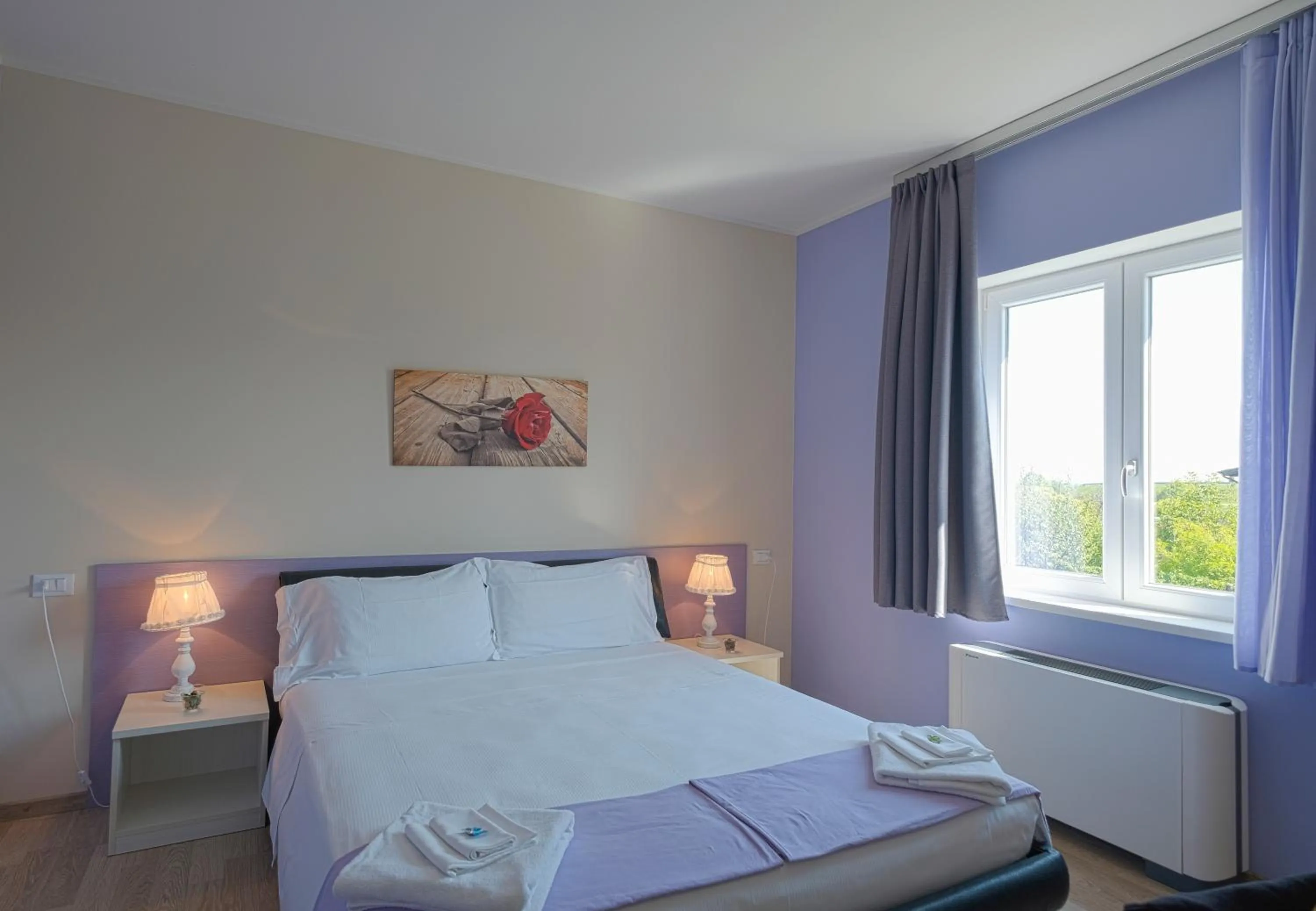 Shower, Bed in Albergo Trattoria Italia