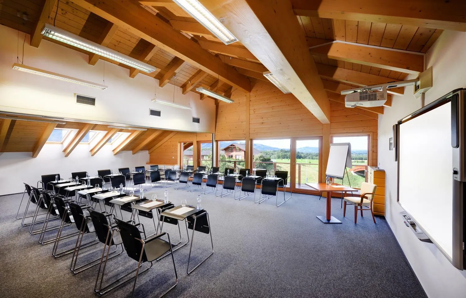 Meeting/conference room in Green Inn Hotel