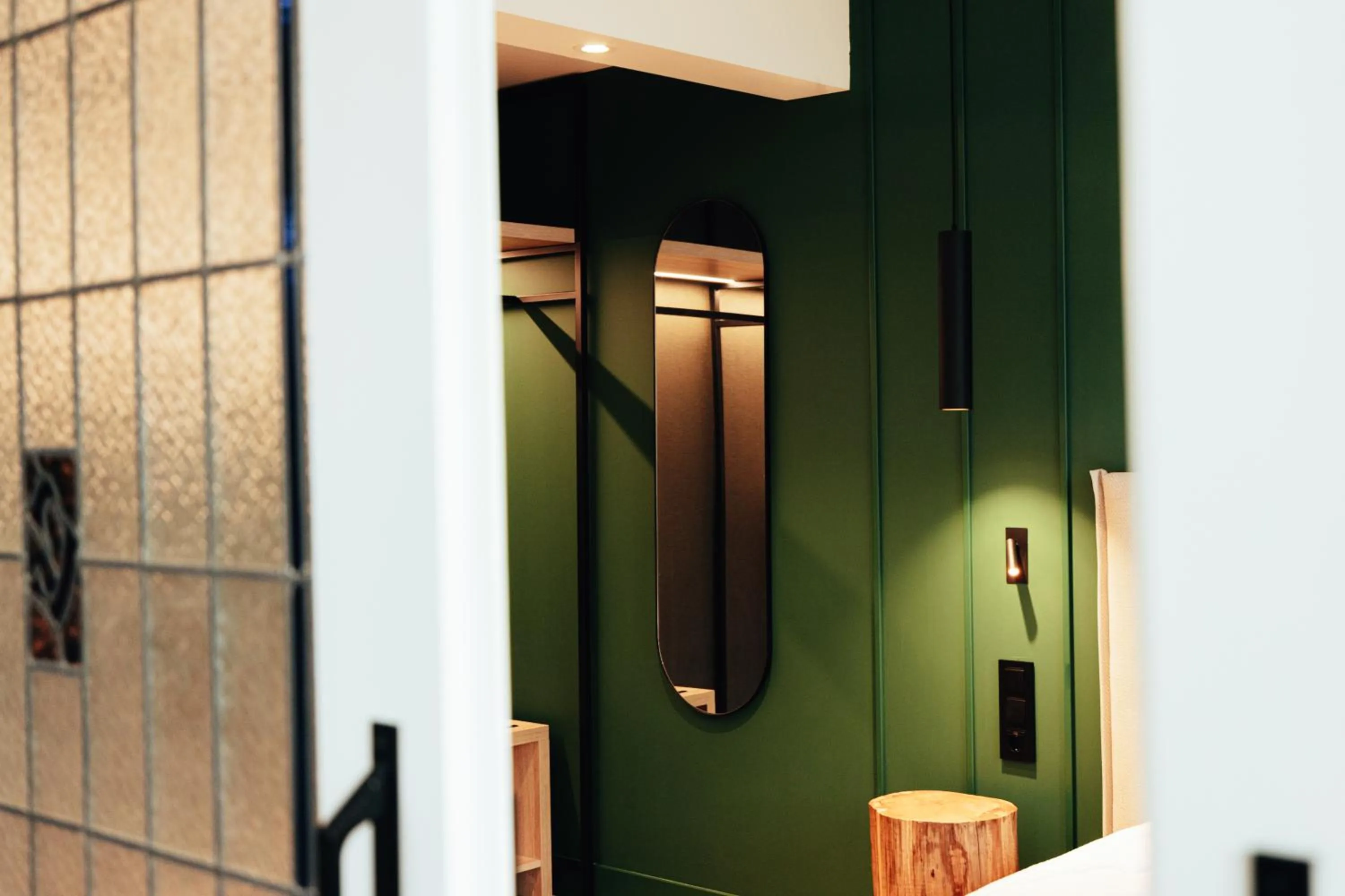 Other in Mondragon Hotela