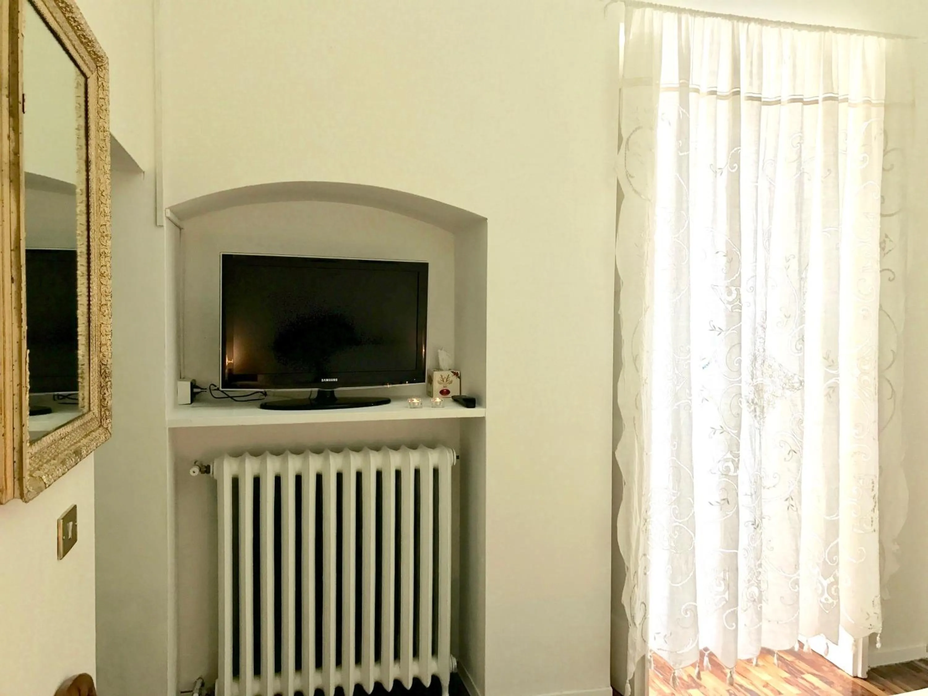 TV and multimedia in B&B Palazzo Giorgi