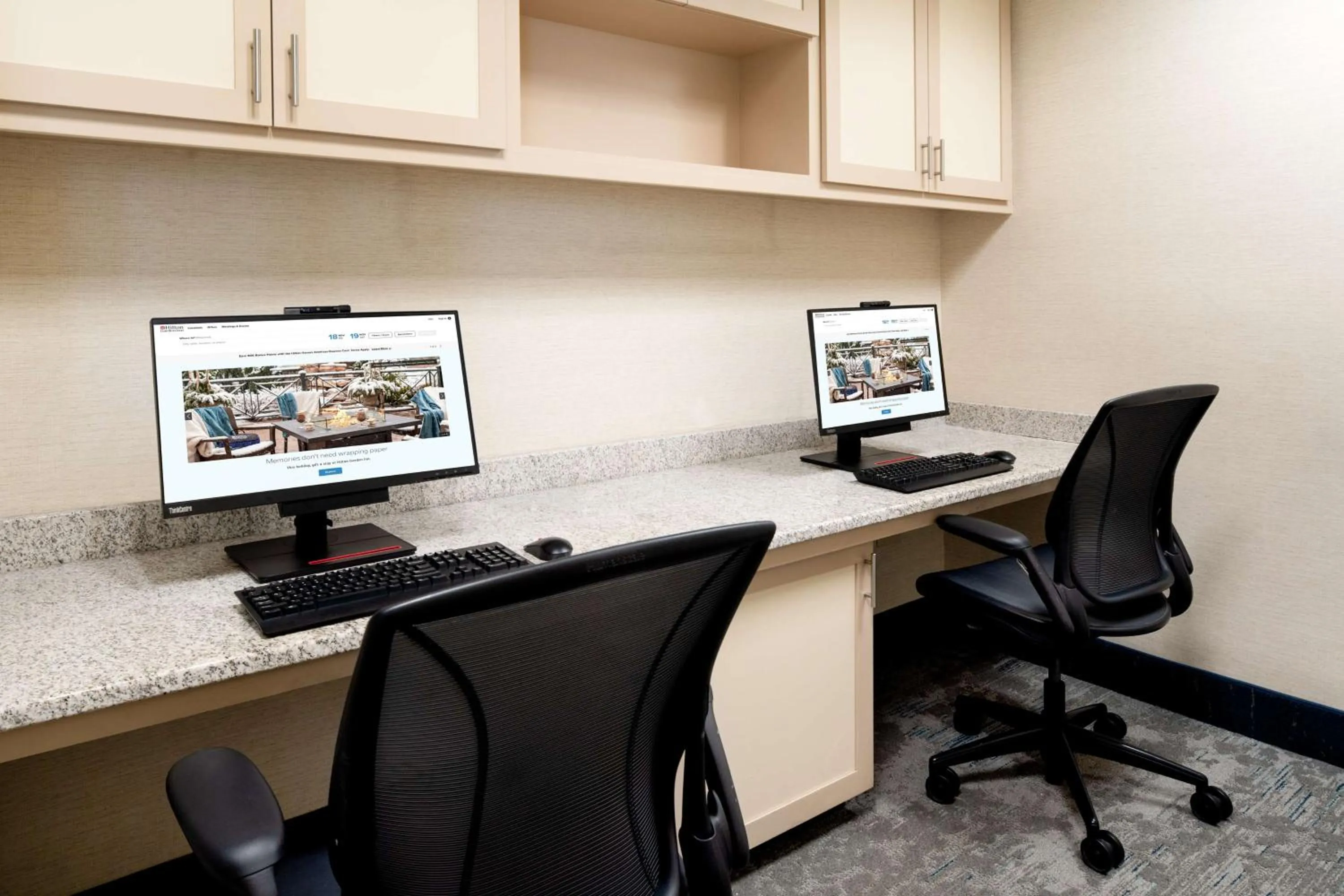 Business facilities in Hilton Garden Inn Roseville