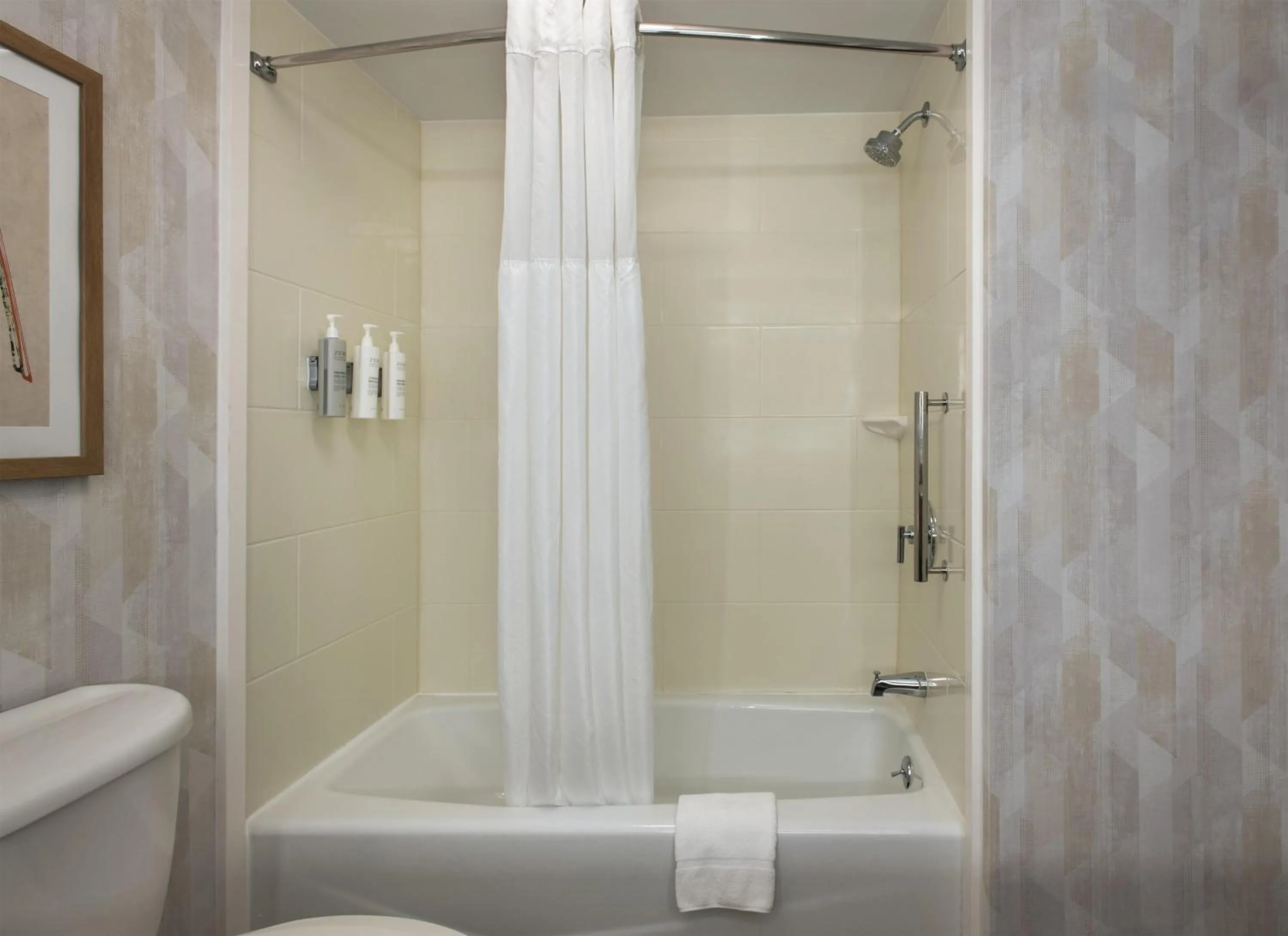 Bathroom in Hampton Inn & Suites Greenfield