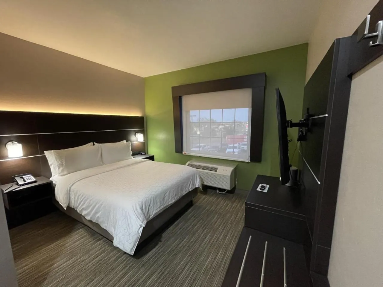 Holiday Inn Express Hotel and Suites Ada by IHG