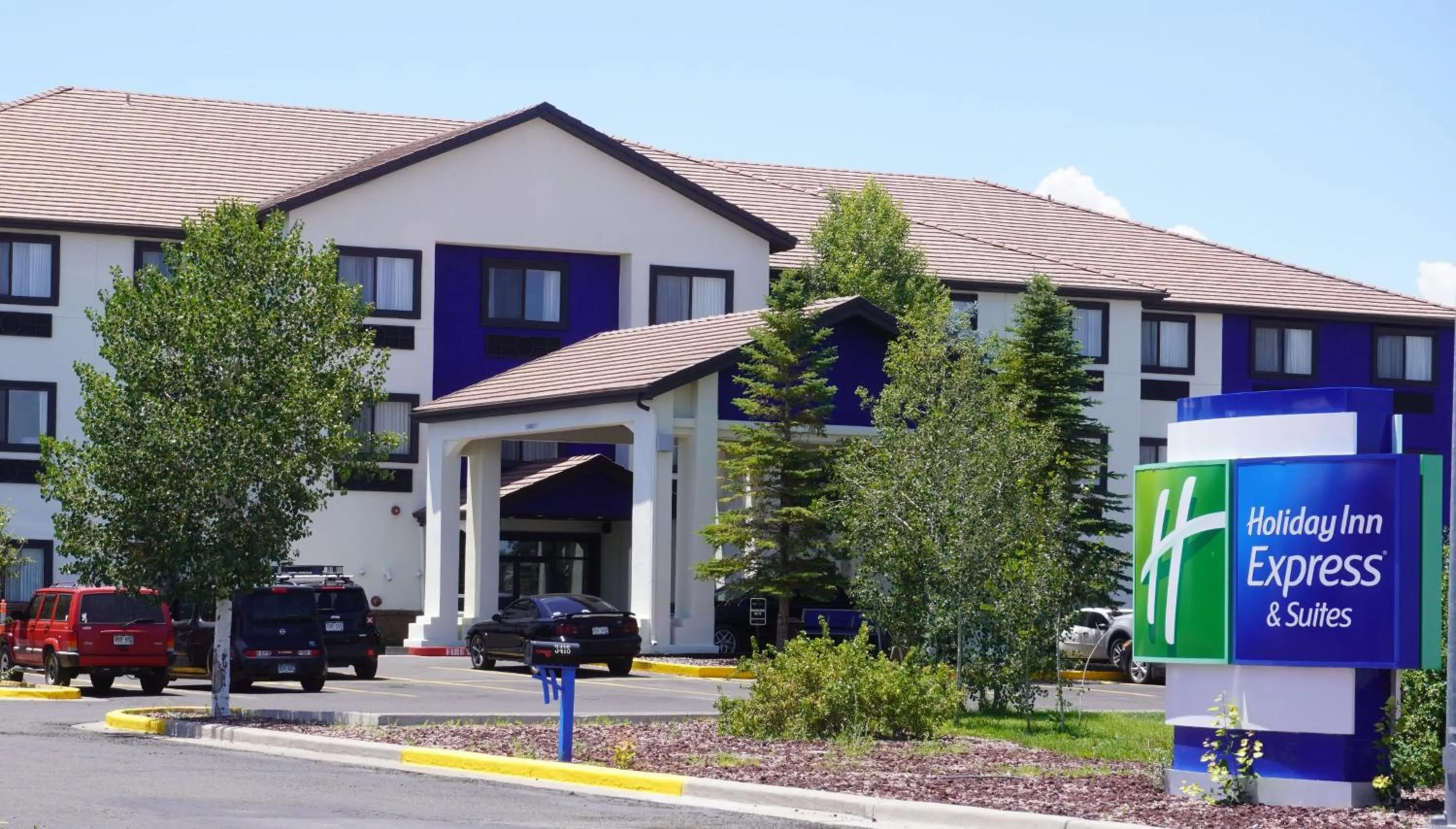 Property building in Holiday Inn Express & Suites Alamosa by IHG