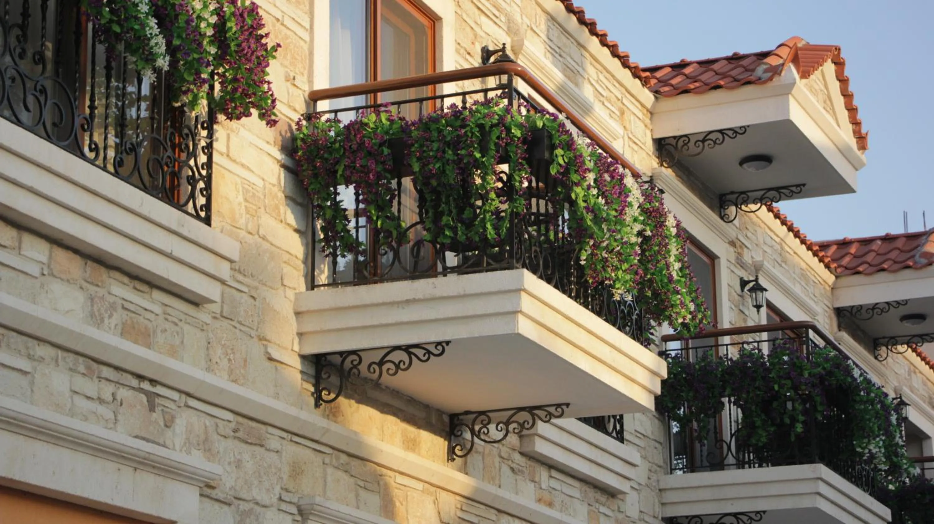 Facade/entrance in Focamor Otel
