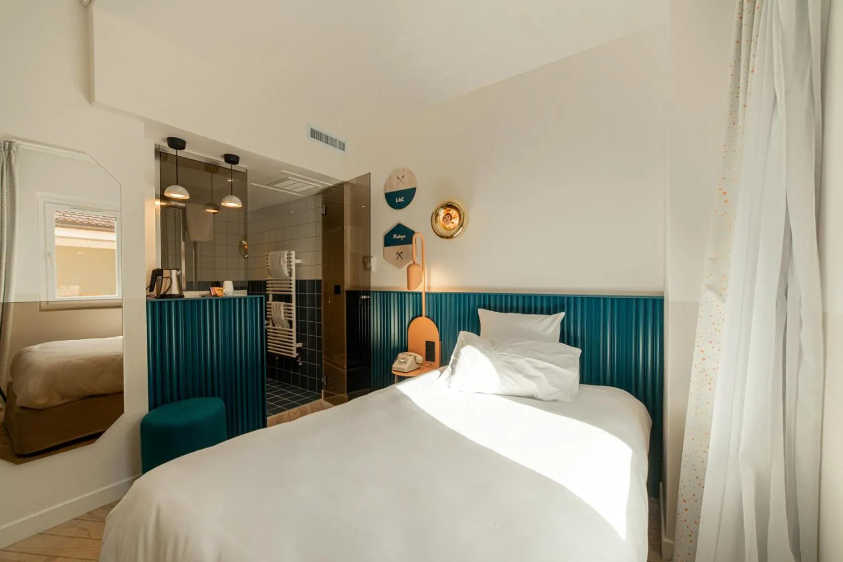 Photo of the whole room, Bed in Hôtel du Palais de l'Isle