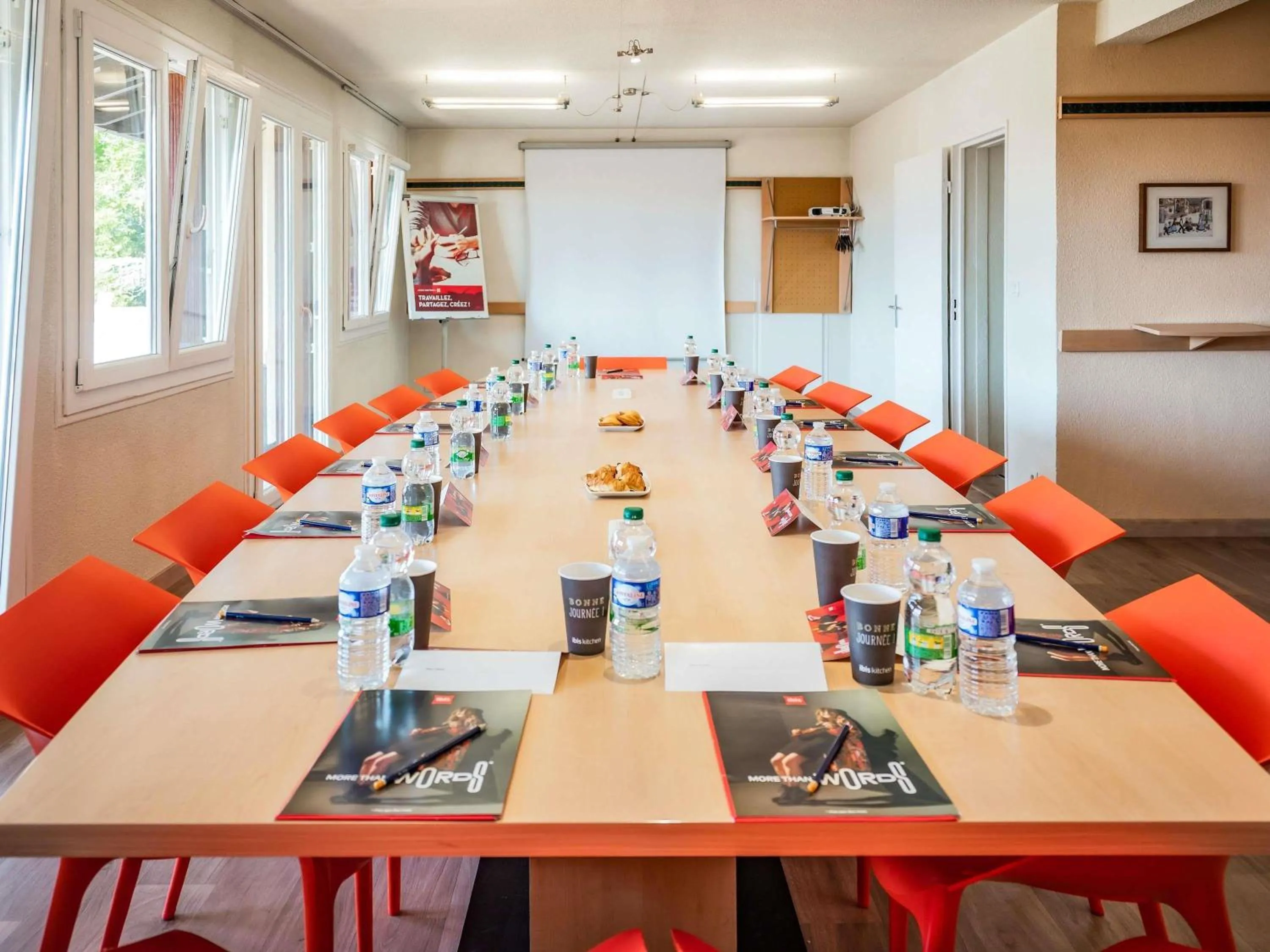 Meeting/conference room in ibis Colmar Est - Hotel Restaurant en Alsace