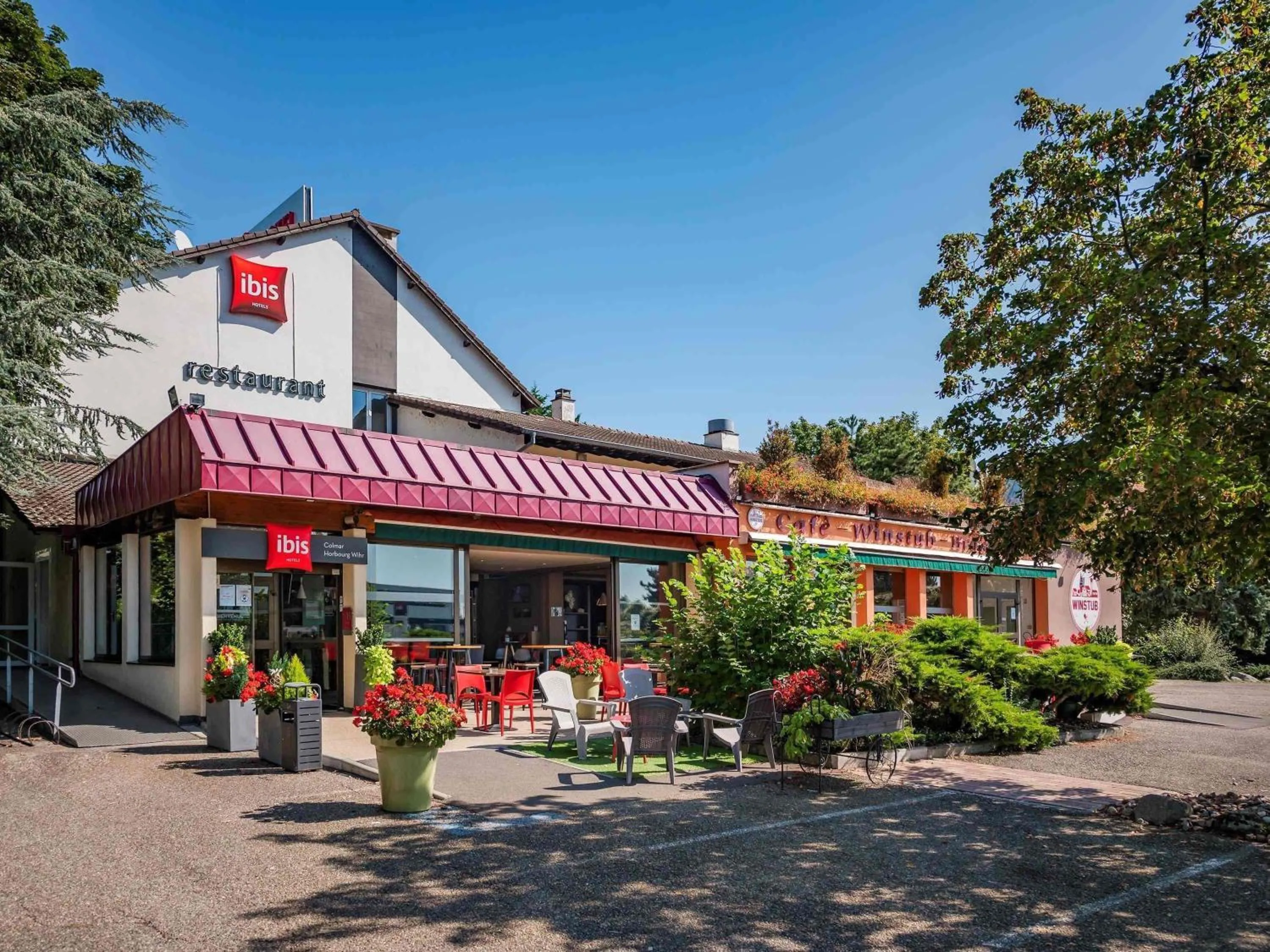Property building in ibis Colmar Est - Hotel Restaurant en Alsace