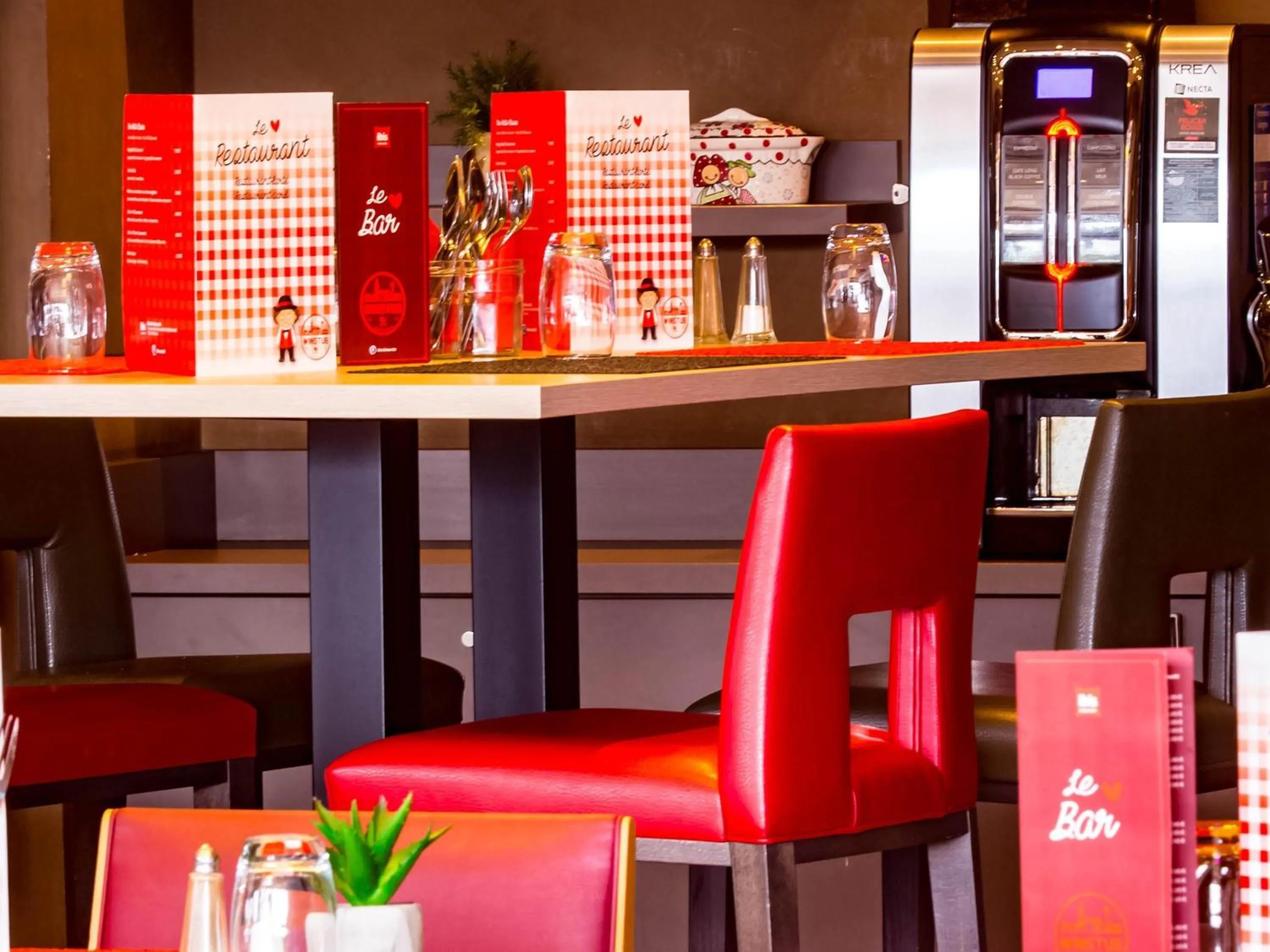 Restaurant/places to eat in ibis Colmar Est - Hotel Restaurant en Alsace