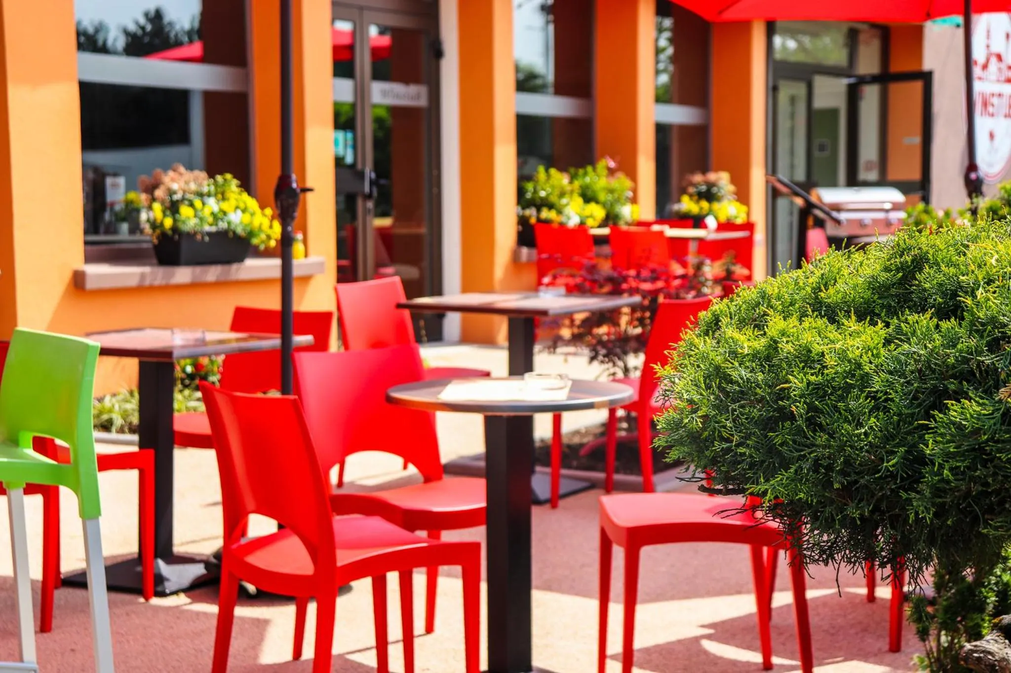Restaurant/places to eat in ibis Colmar Est - Hotel Restaurant en Alsace