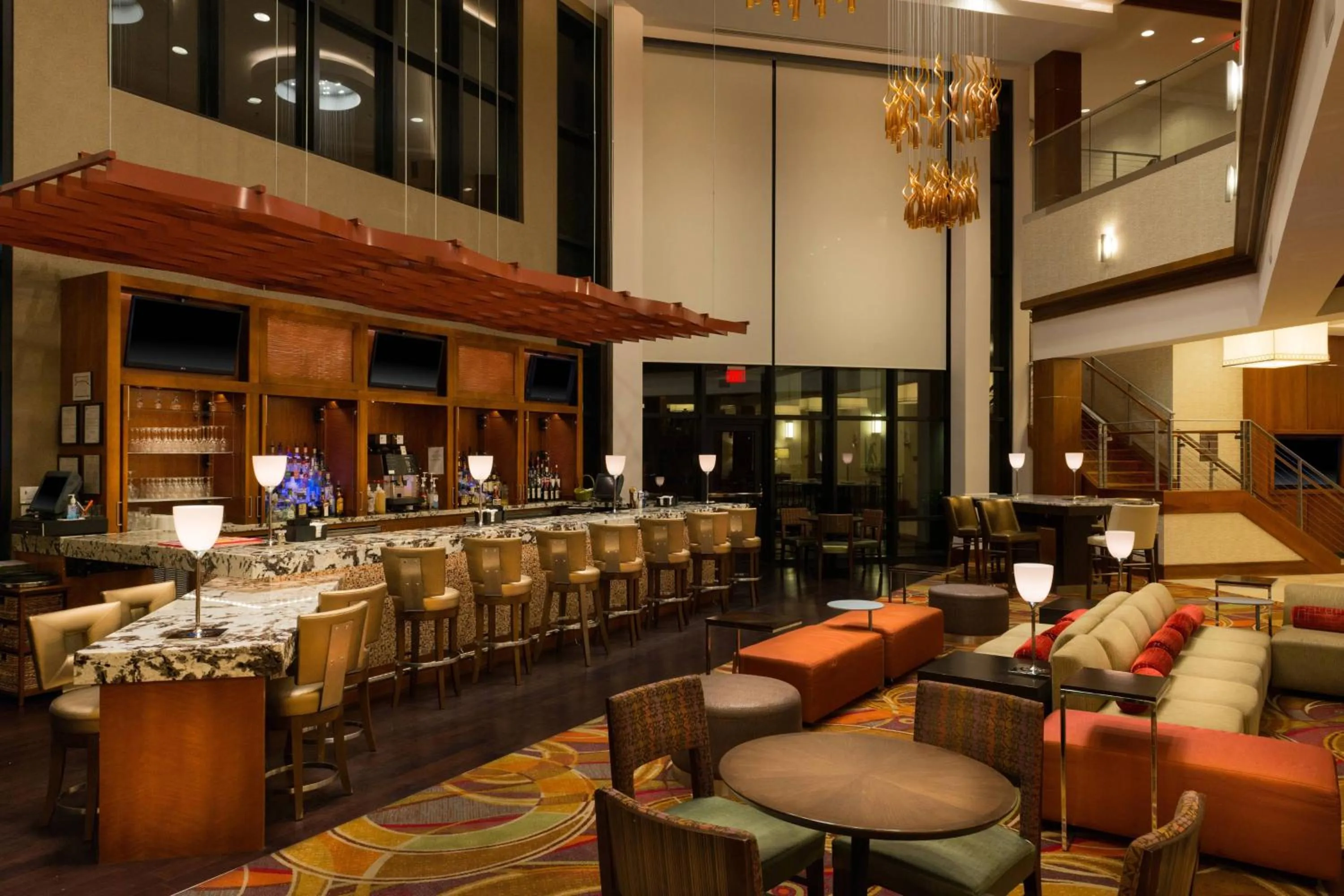 Restaurant/places to eat in Marriott Memphis East
