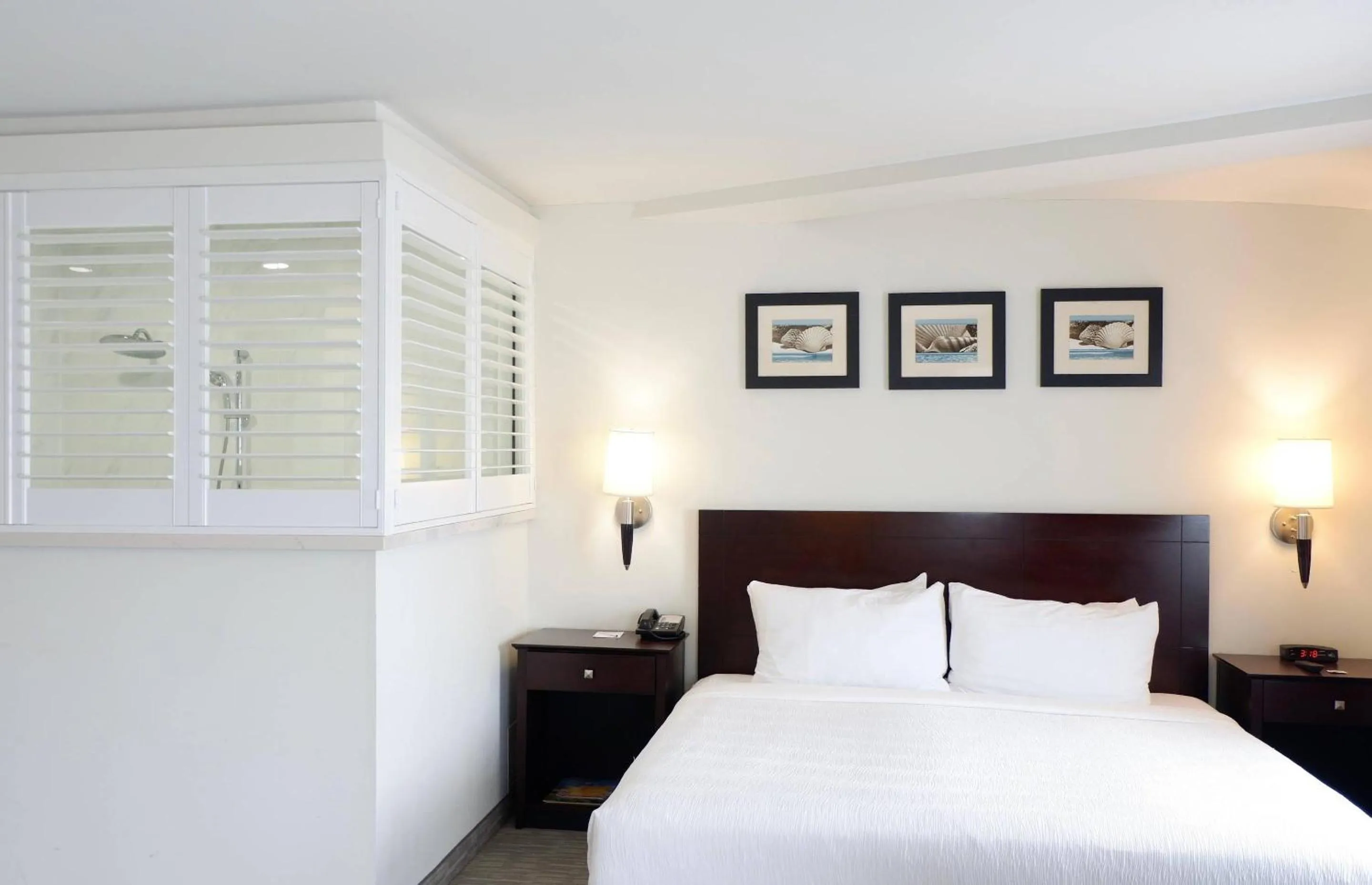 Bedroom, Bed in The Volare, an Ascend Collection Hotel