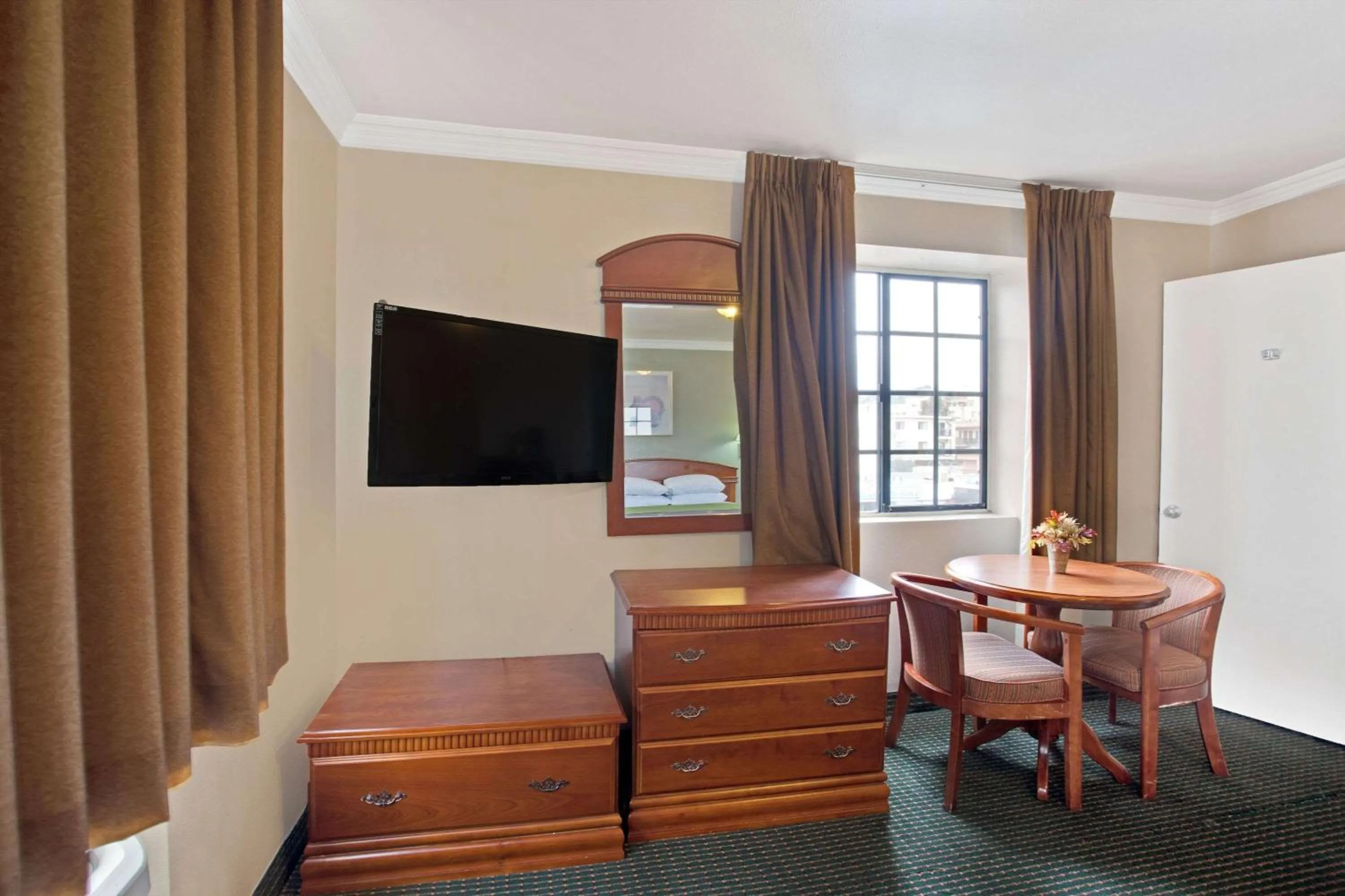 Photo of the whole room in Super 8 by Wyndham Hollywood/LA Area