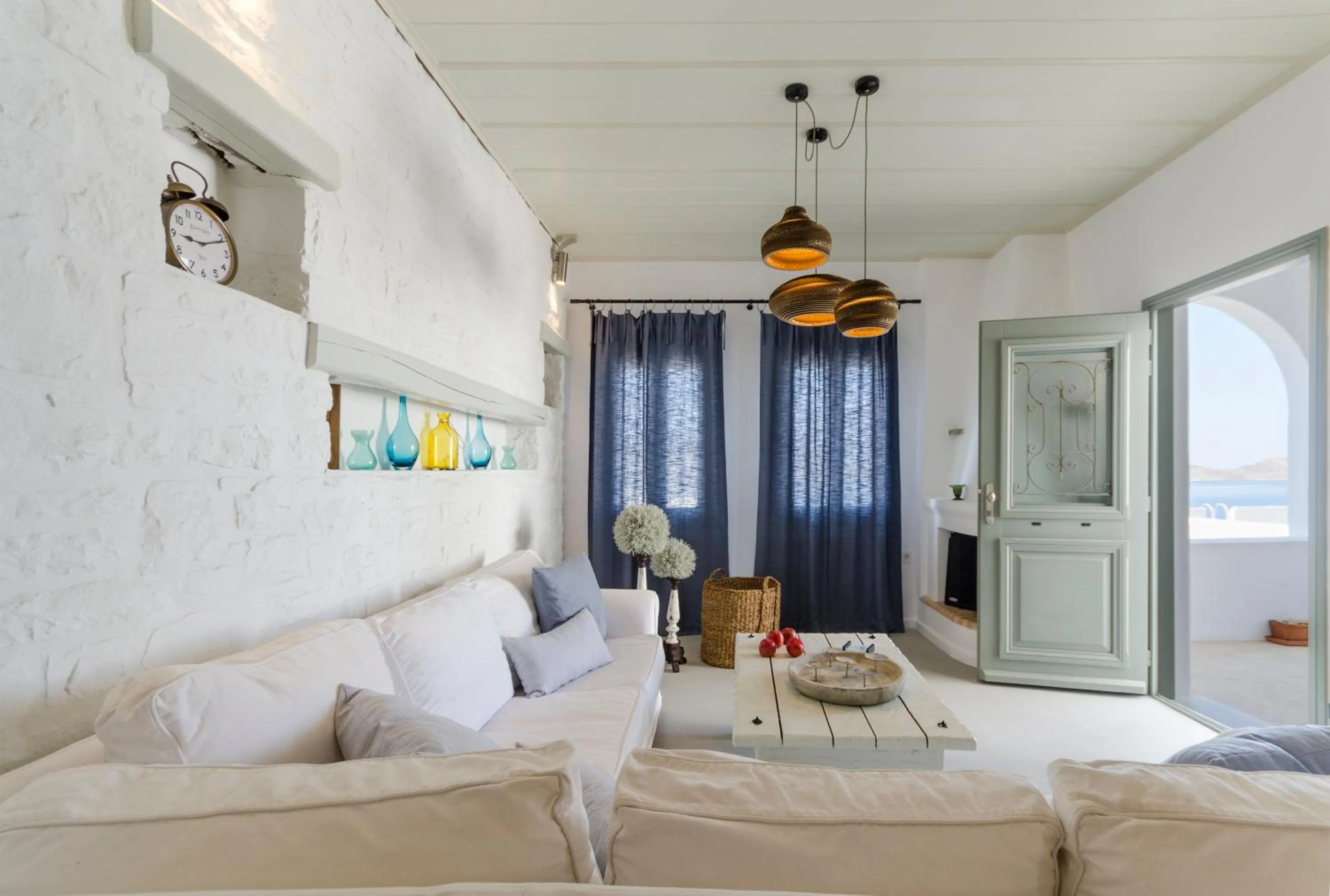 Living room, Bed in Hotel Senia