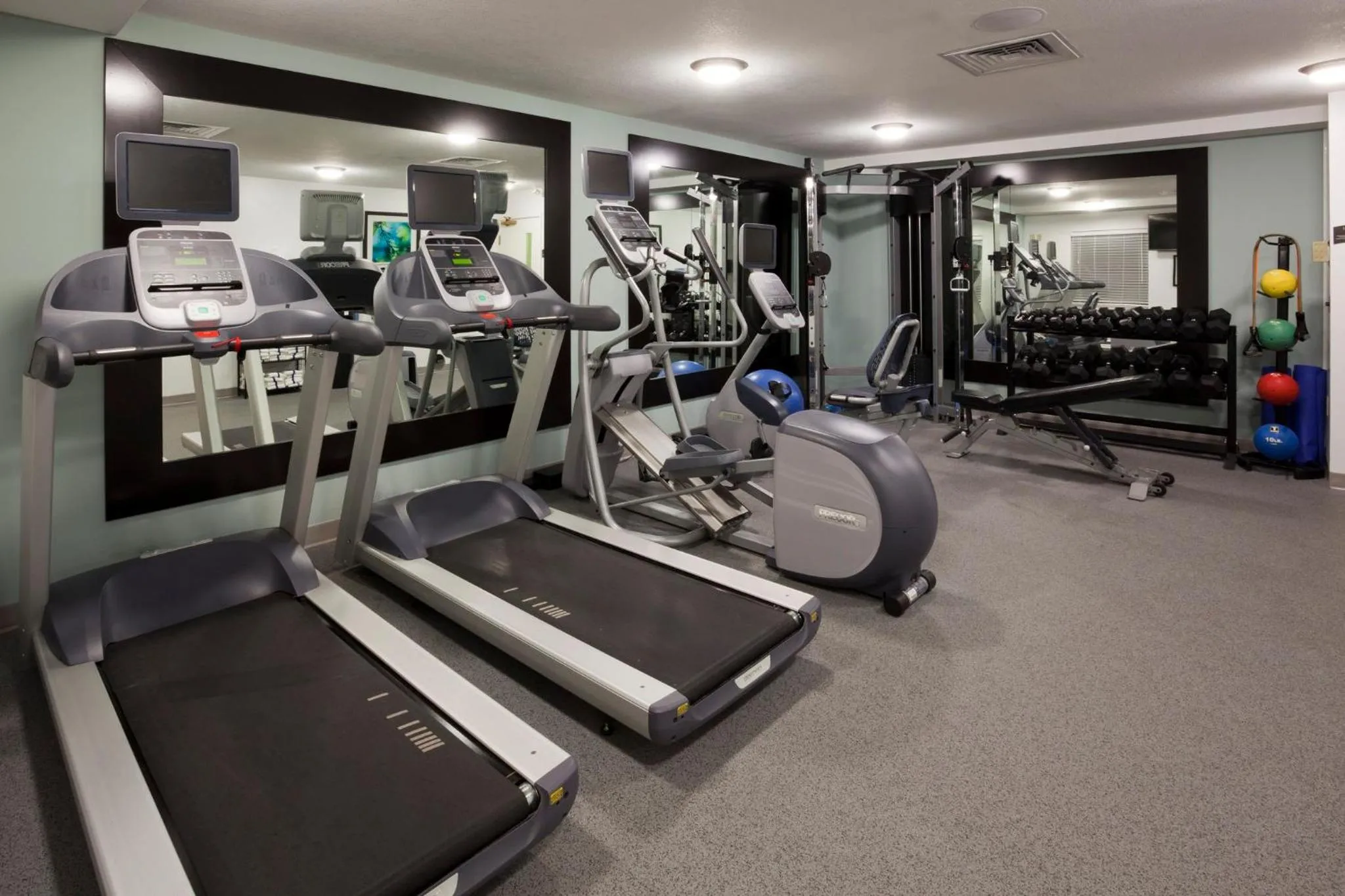 Spa and wellness centre/facilities in Staybridge Suites Minneapolis-Bloomington by IHG