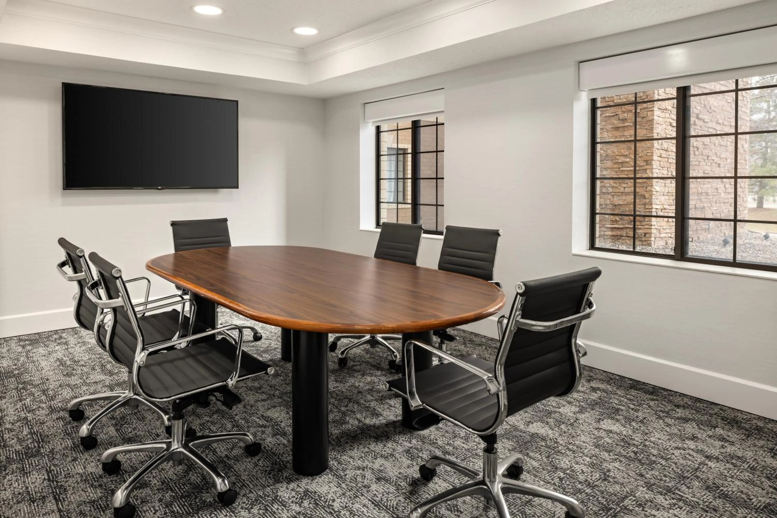 Meeting/conference room in Staybridge Suites Minneapolis-Bloomington by IHG