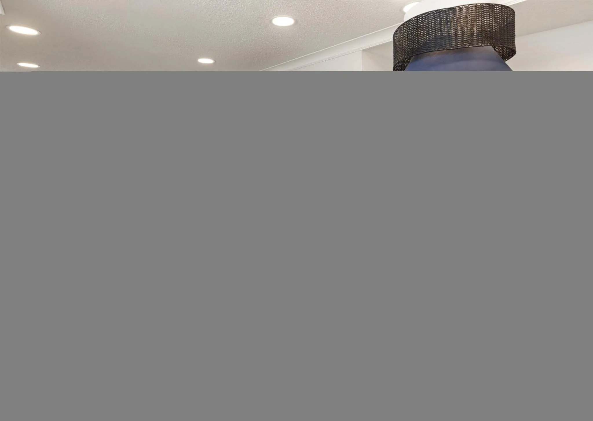 Property building in Staybridge Suites Minneapolis-Bloomington by IHG