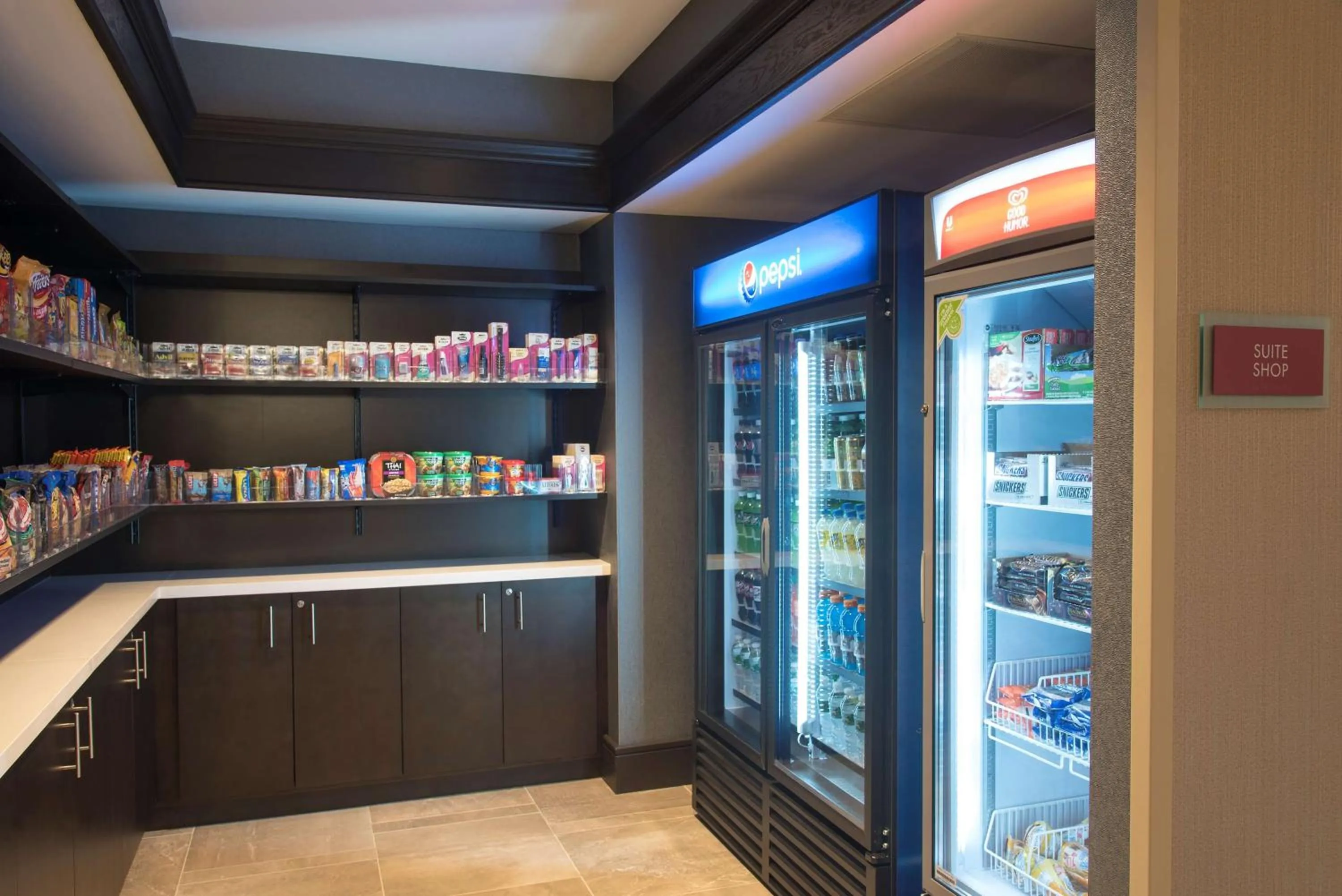 Restaurant/places to eat in DoubleTree by Hilton Schenectady