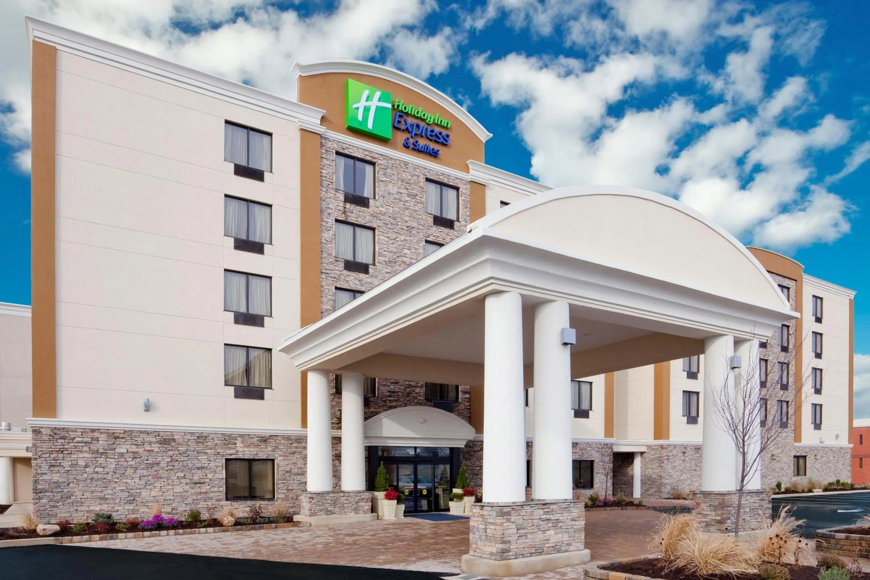 Property building in Holiday Inn Express & Suites Williamsport by IHG