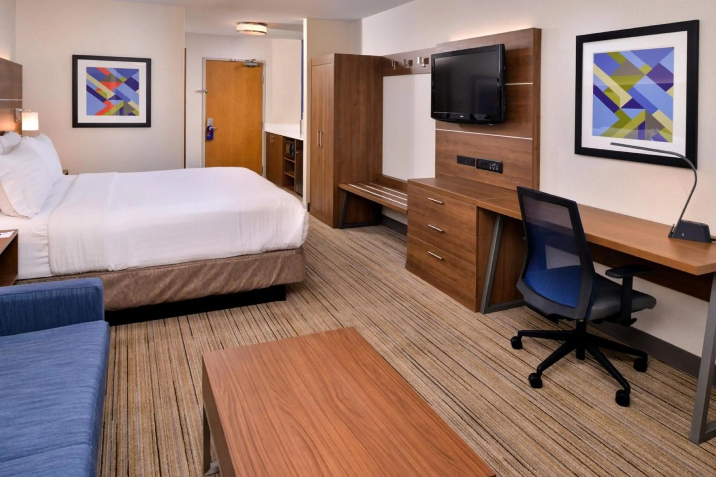 Bedroom, Bed in Holiday Inn Express Walnut Creek by IHG