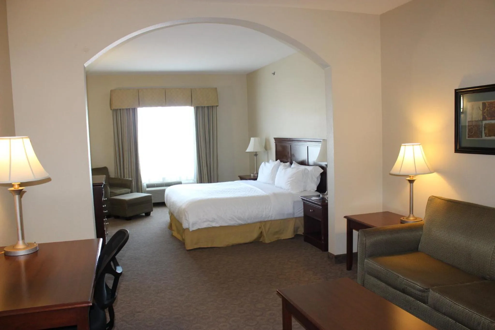 Photo of the whole room, Bed in Holiday Inn Express Hotel & Suites Cedar Hill by IHG