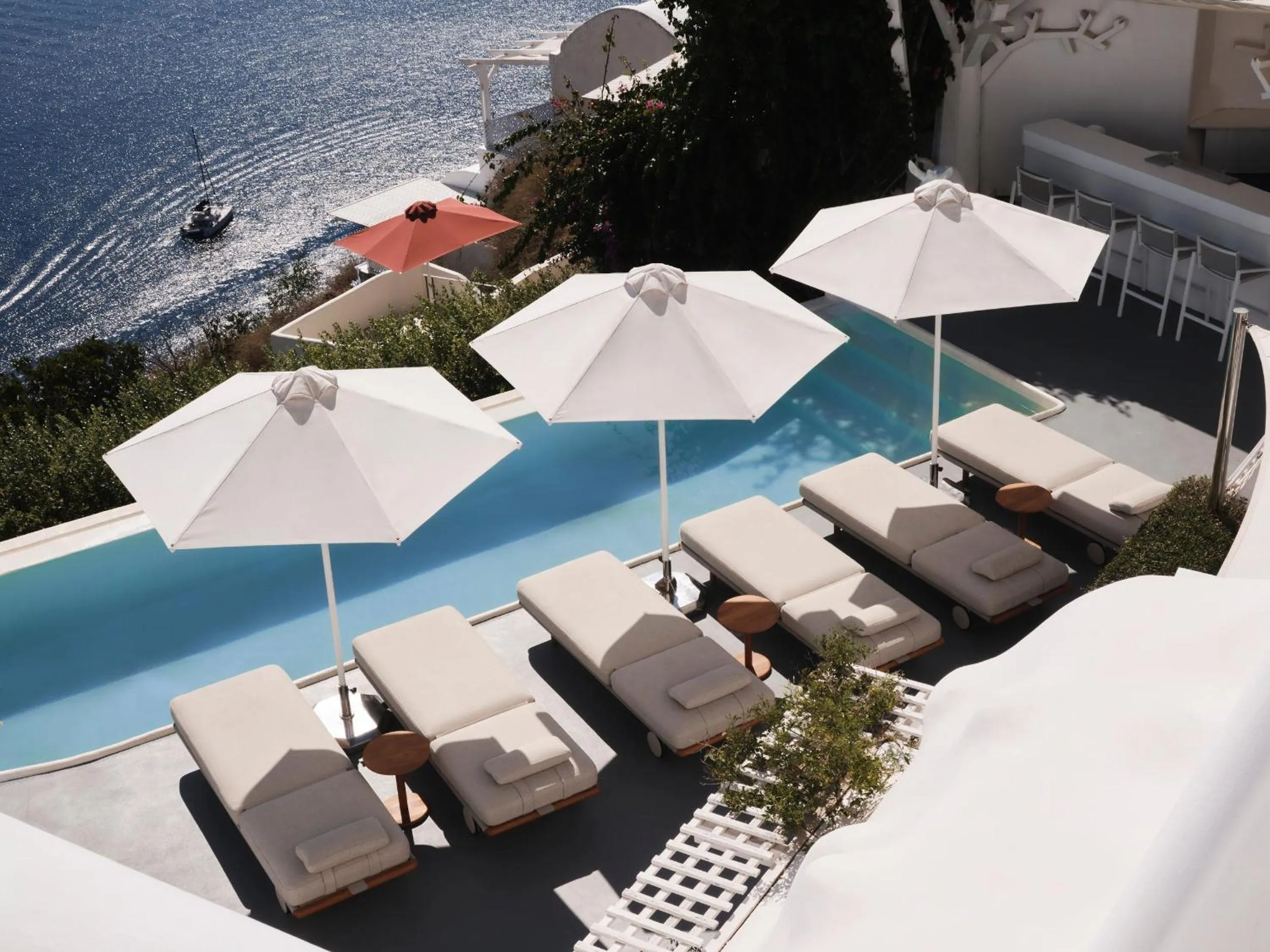 Swimming pool in Canaves Sunday