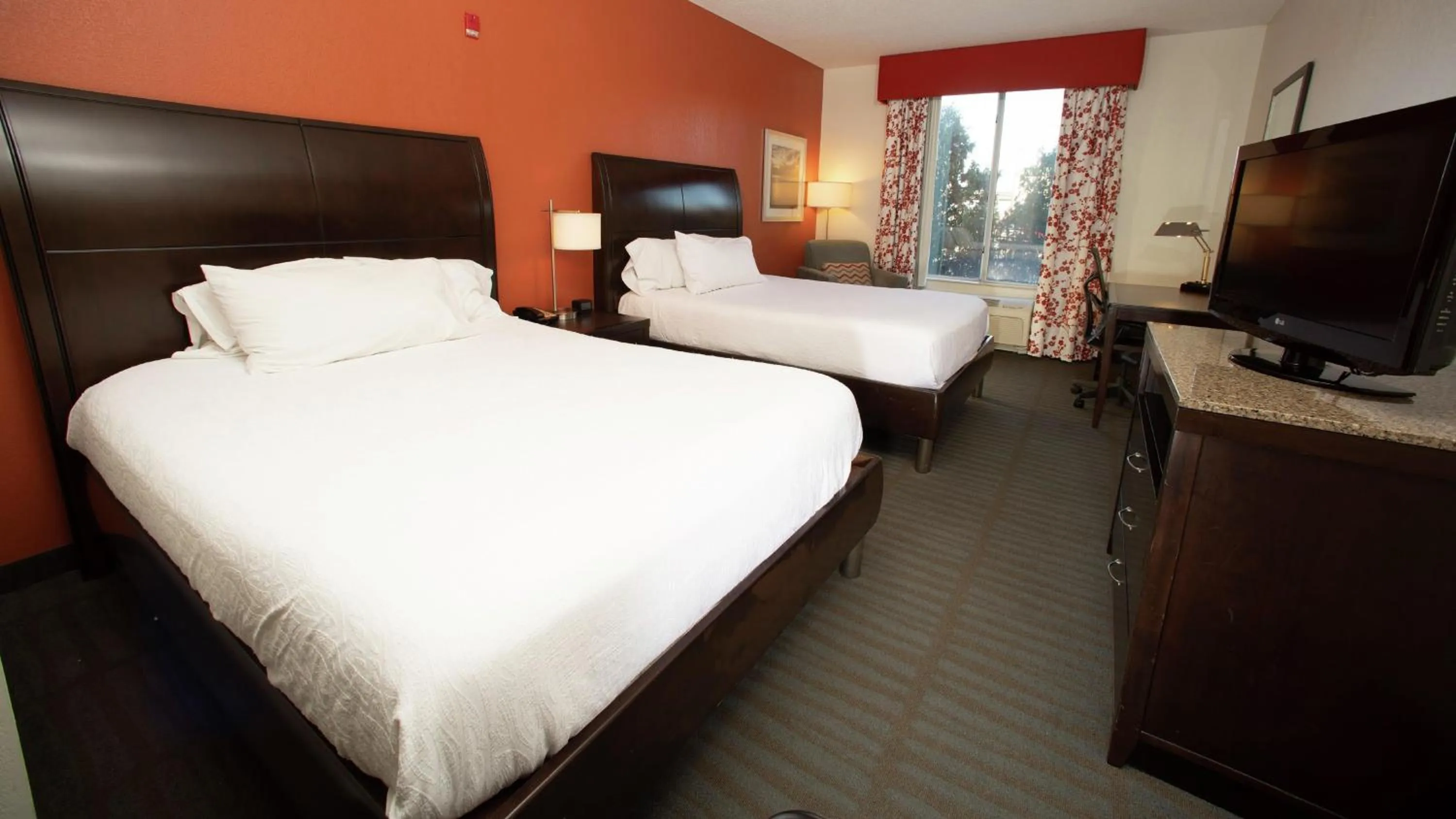 Bedroom, Bed in Hilton Garden Inn Springfield, IL