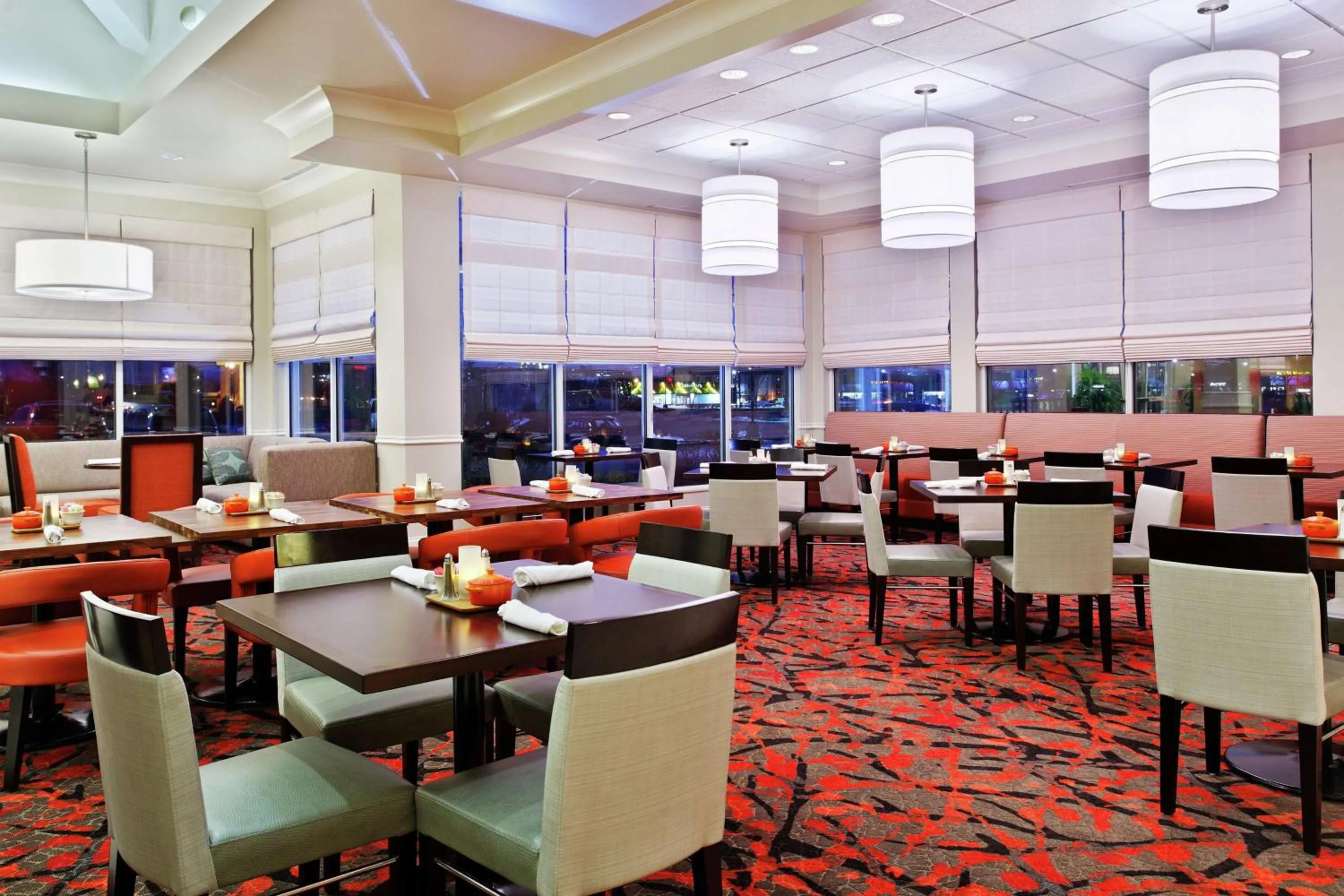 Restaurant/places to eat in Hilton Garden Inn Springfield, IL