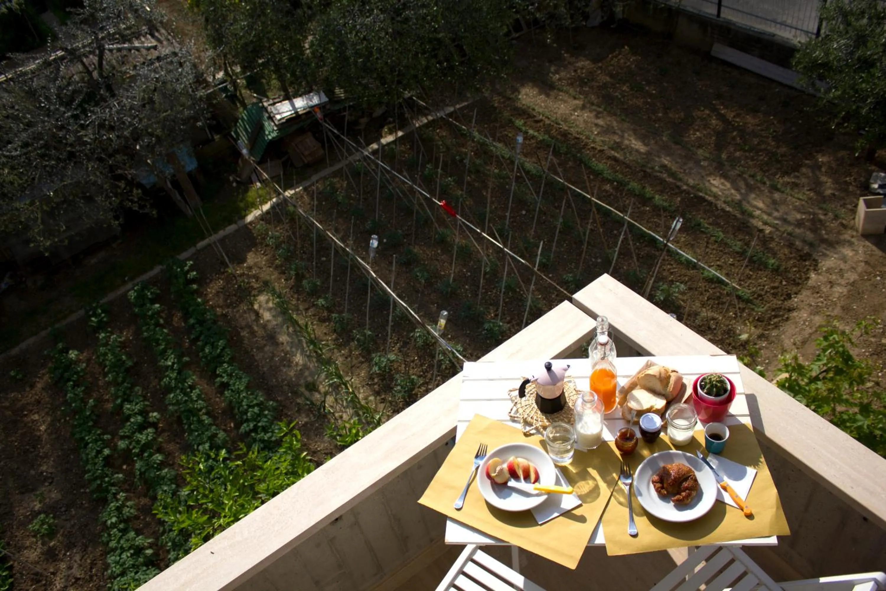 Communal lounge/ TV room in Arcobaleno B&B