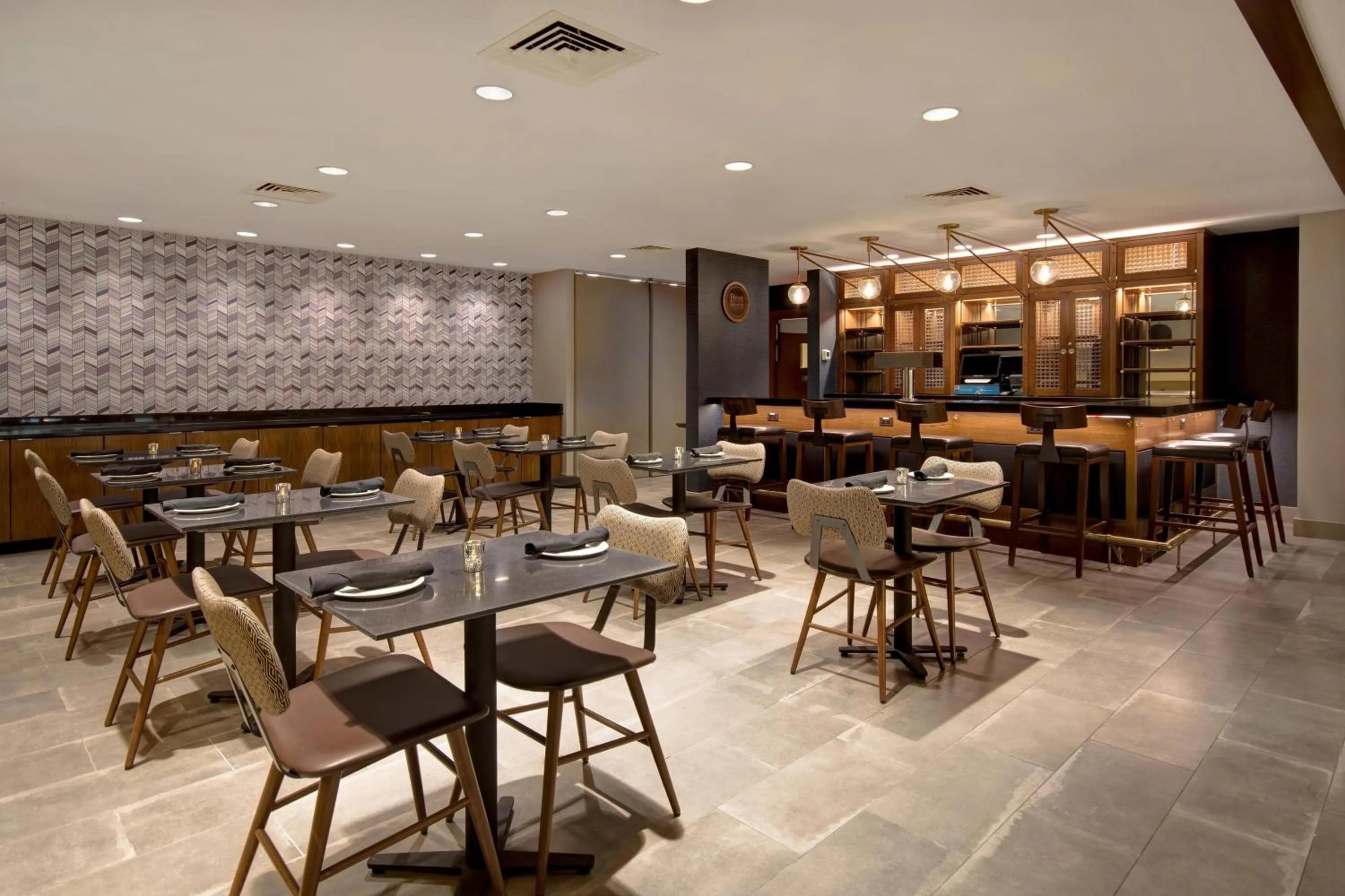 Restaurant/places to eat in Four Points by Sheraton Boston Newton