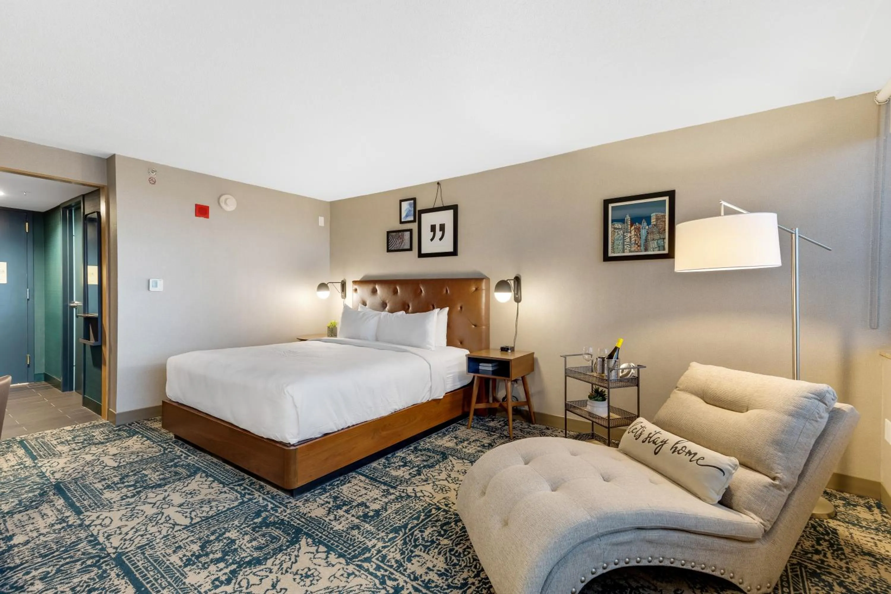 wedding, Bed in Four Points by Sheraton Boston Newton