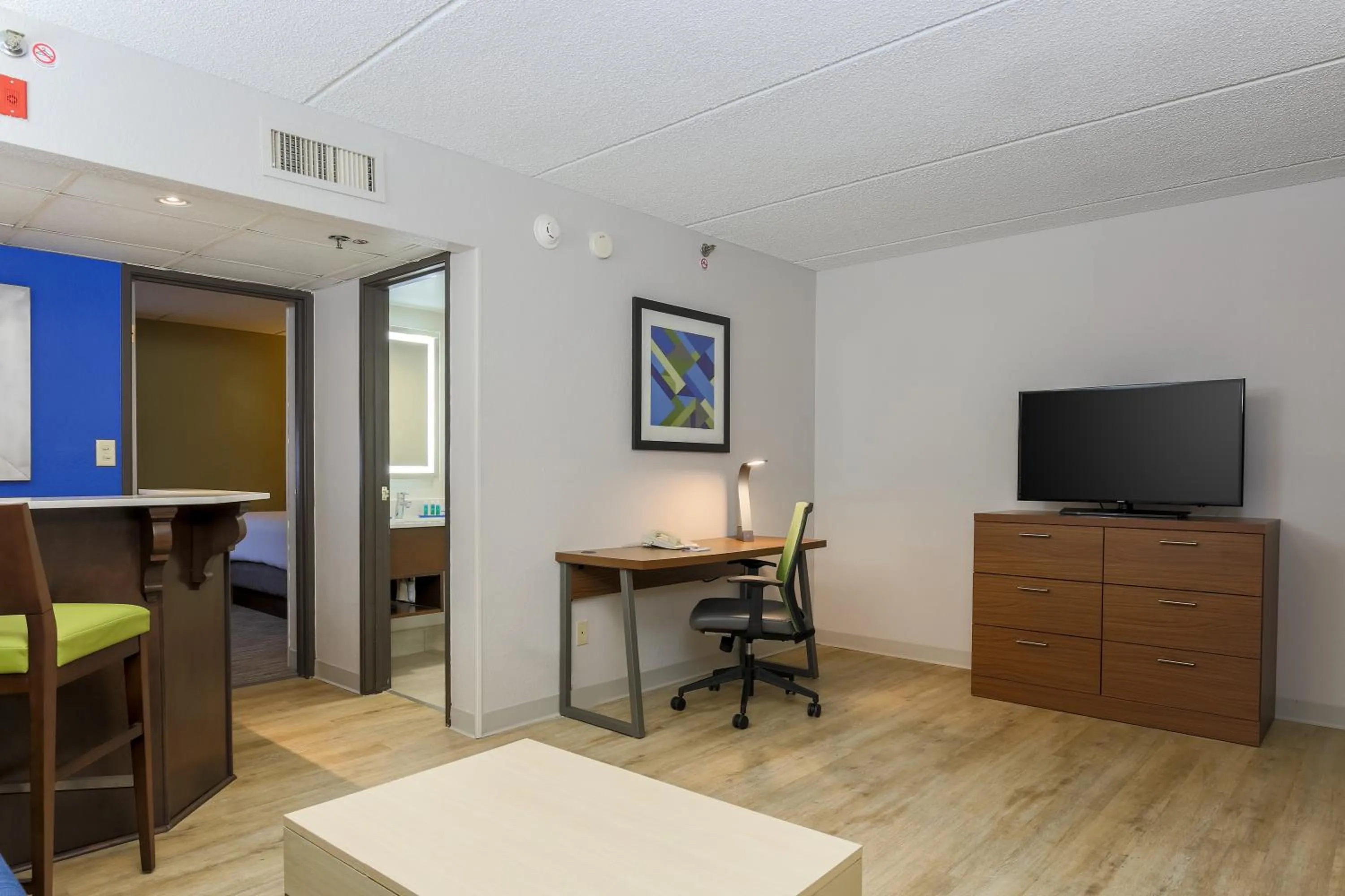 Photo of the whole room in Holiday Inn Express Milwaukee - West Medical Center by IHG