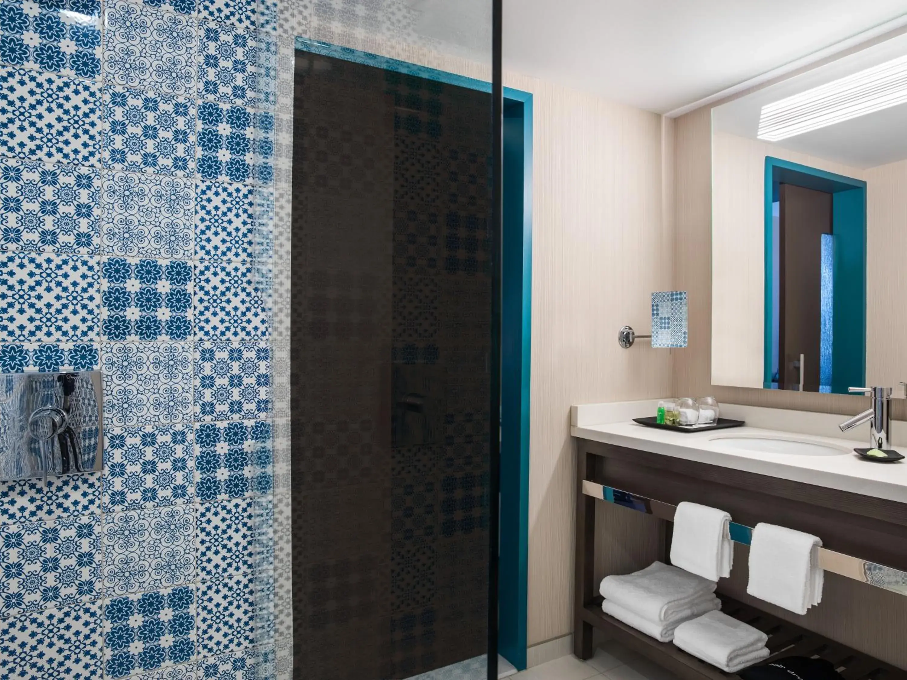 Guest room, 2 Queen in The Westin Cleveland Downtown Guest room, 2 Queen in The Westin Cleveland Downtown