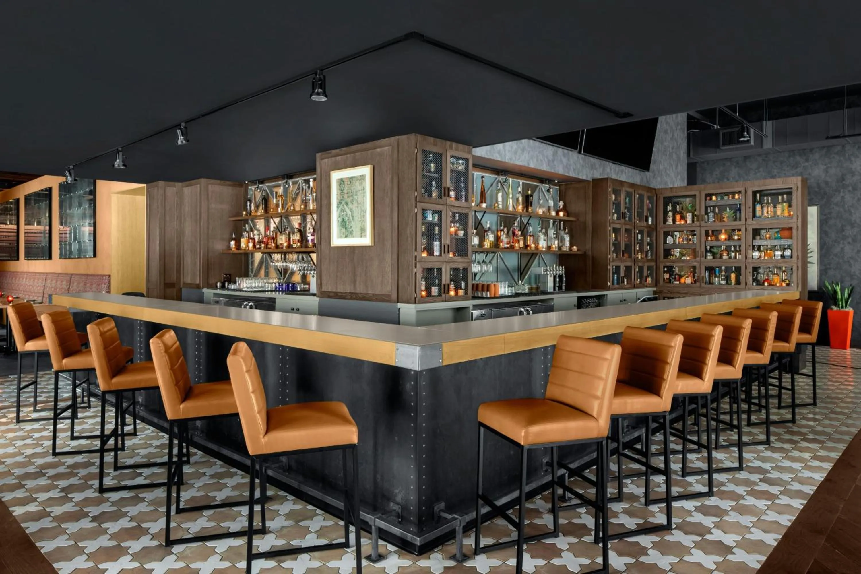 Lounge or bar in The Westin Cleveland Downtown