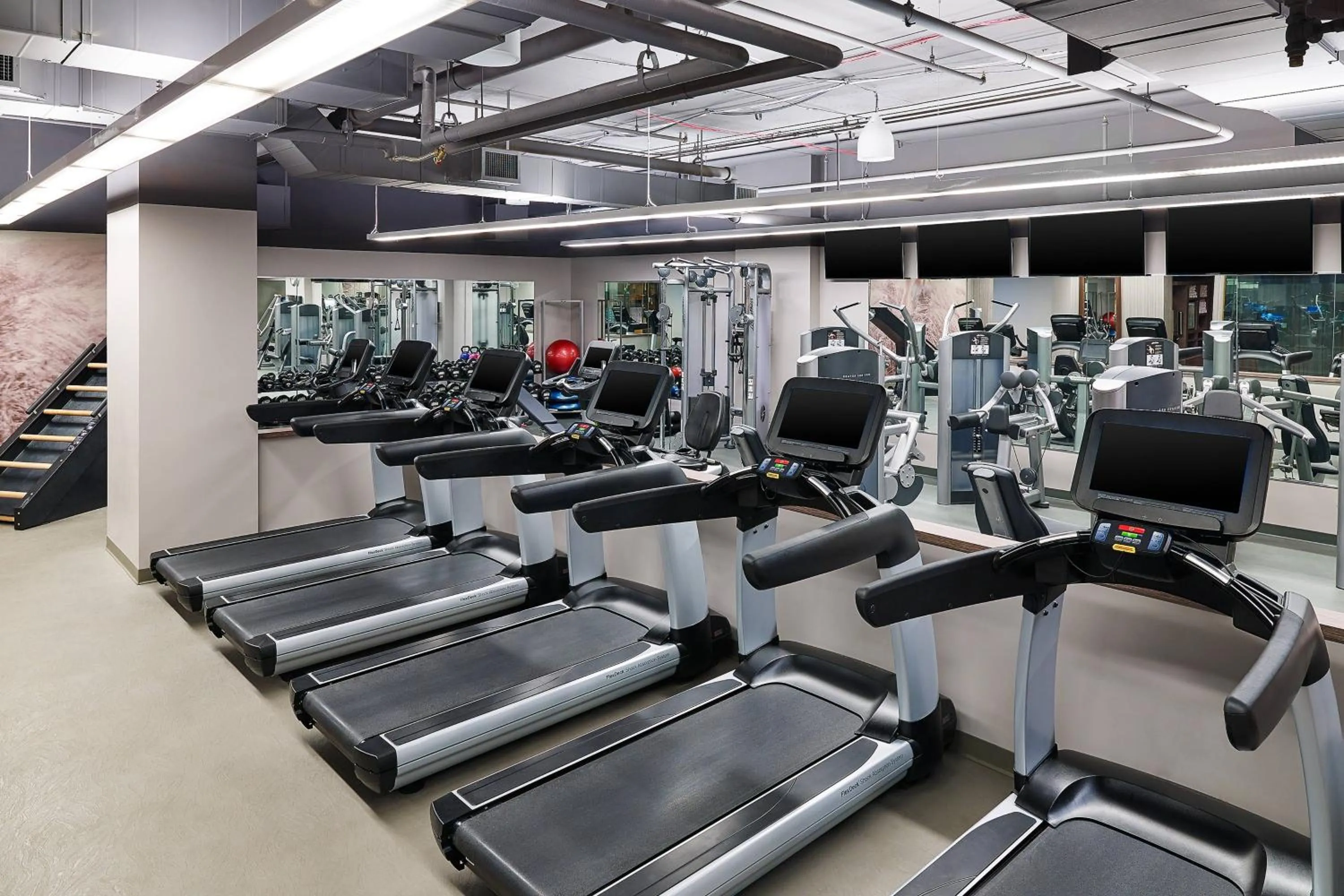 Fitness centre/facilities in The Westin Cleveland Downtown