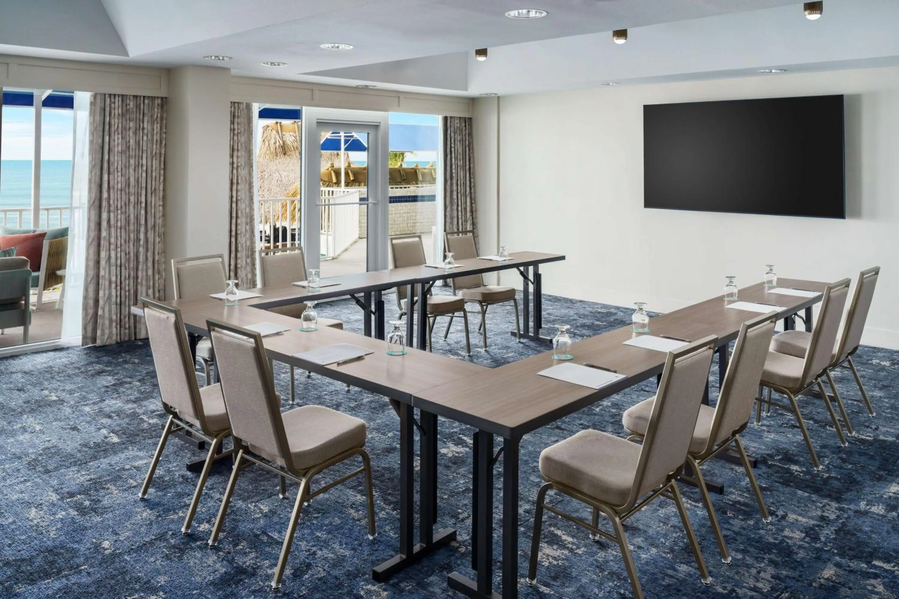 Meeting/conference room in DoubleTree Beach Resort by Hilton Tampa Bay – North Redington Beach