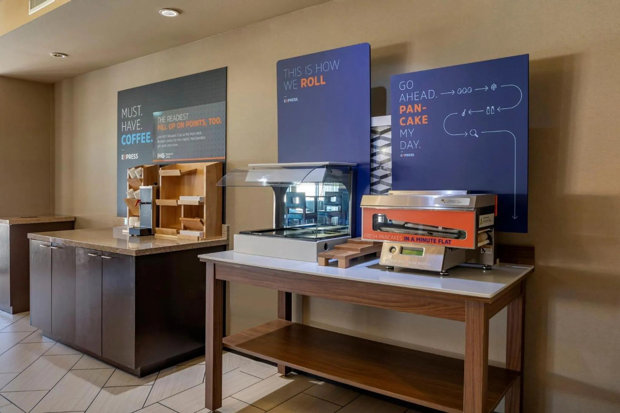 Breakfast in Holiday Inn Express & Suites Indio - Coachella Valley by IHG