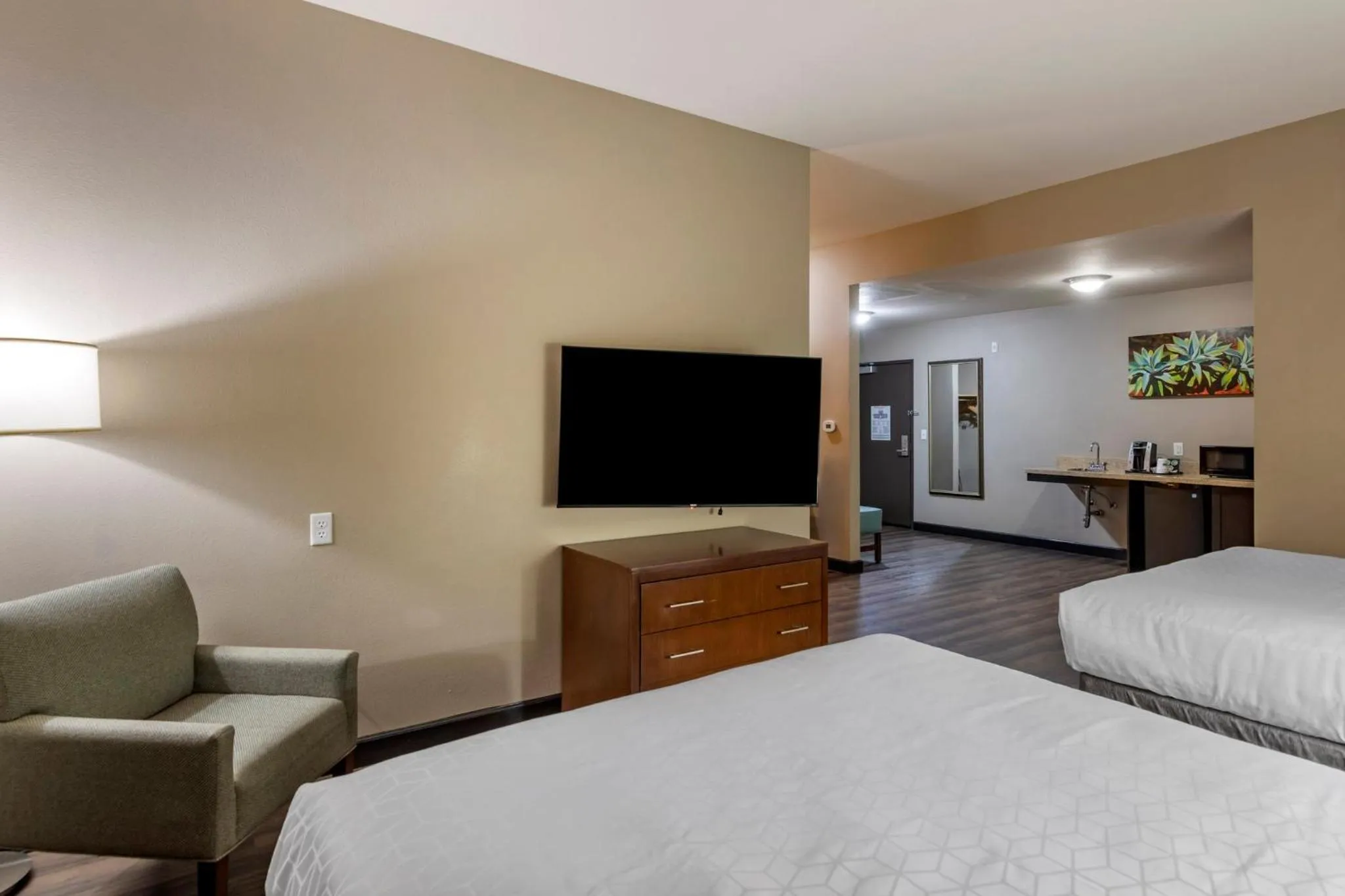 Photo of the whole room, Bed in Holiday Inn Express & Suites Indio - Coachella Valley by IHG