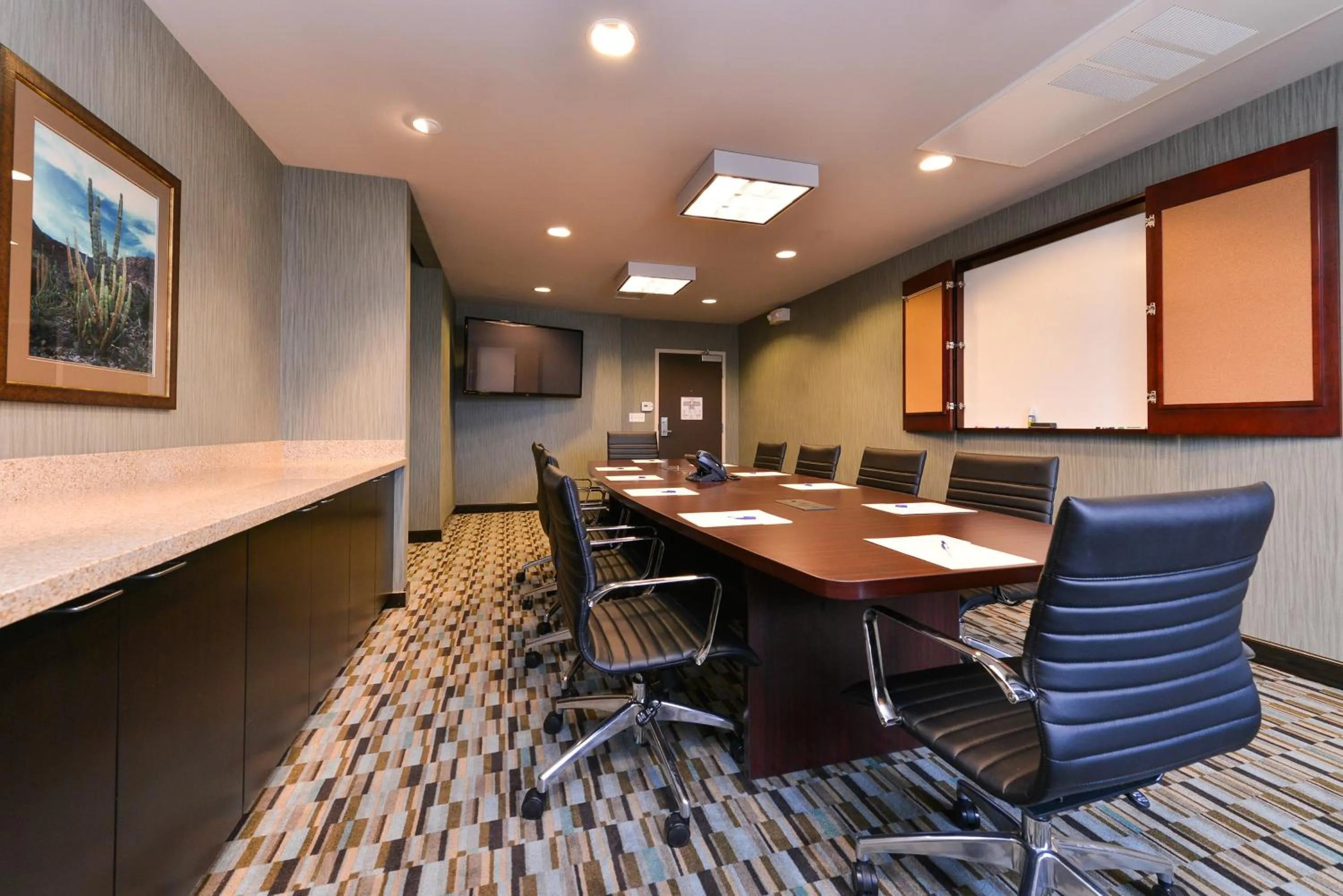 Meeting/conference room in Holiday Inn Express & Suites Indio - Coachella Valley by IHG