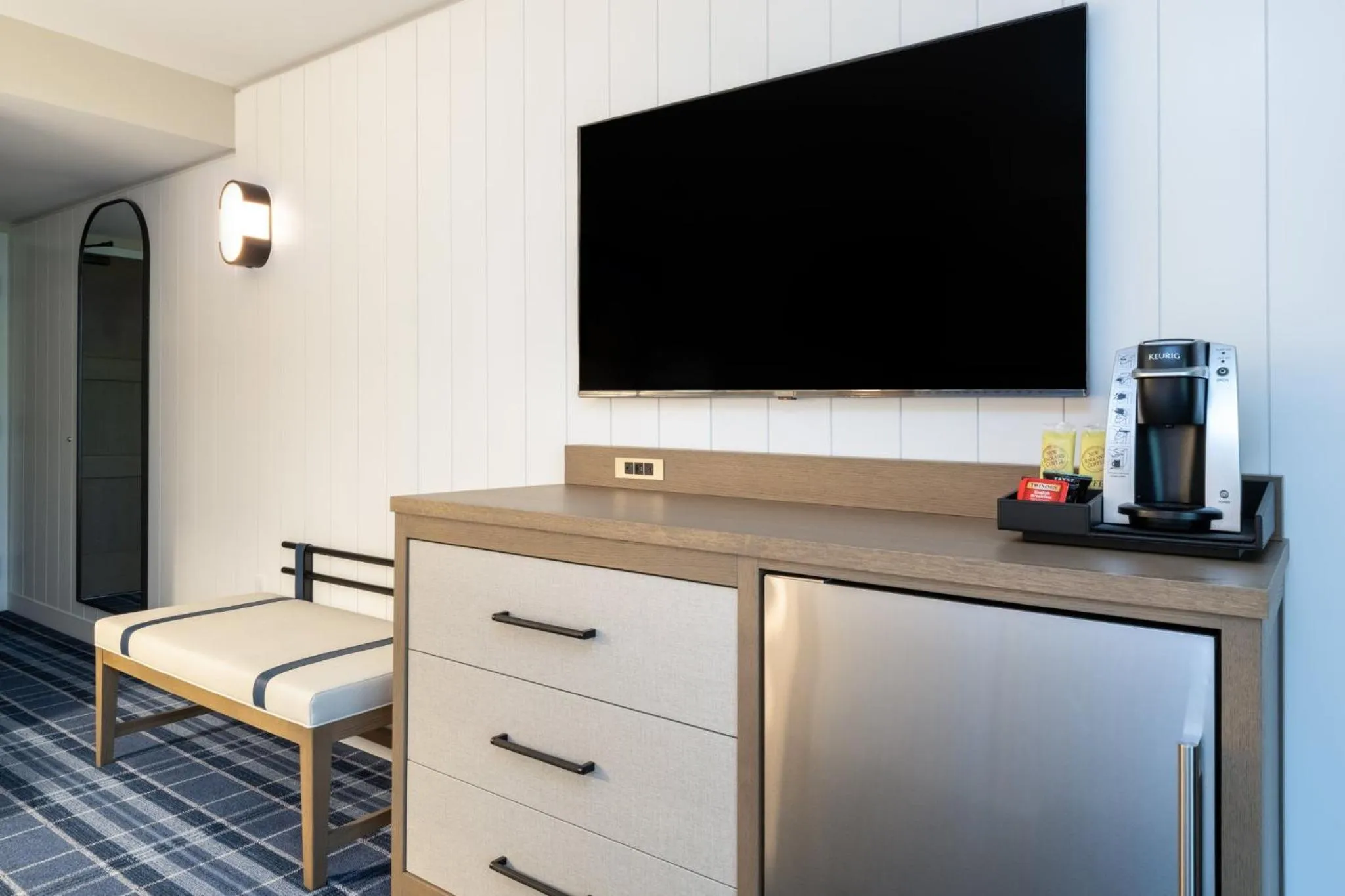 Photo of the whole room in Holiday Inn Bar Harbor Regency Hotel by IHG