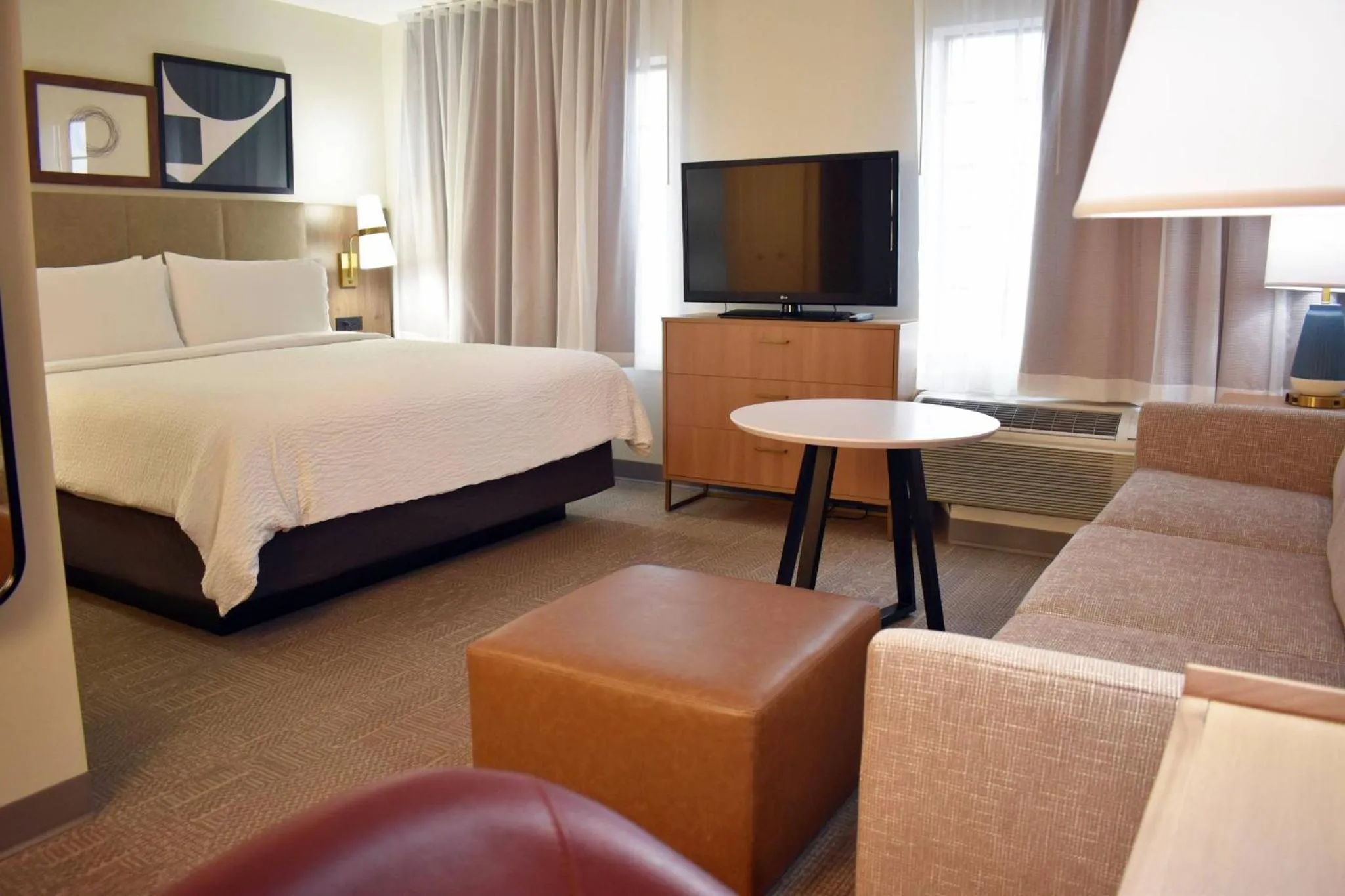 Photo of the whole room, Bed in Staybridge Suites Detroit-Novi by IHG