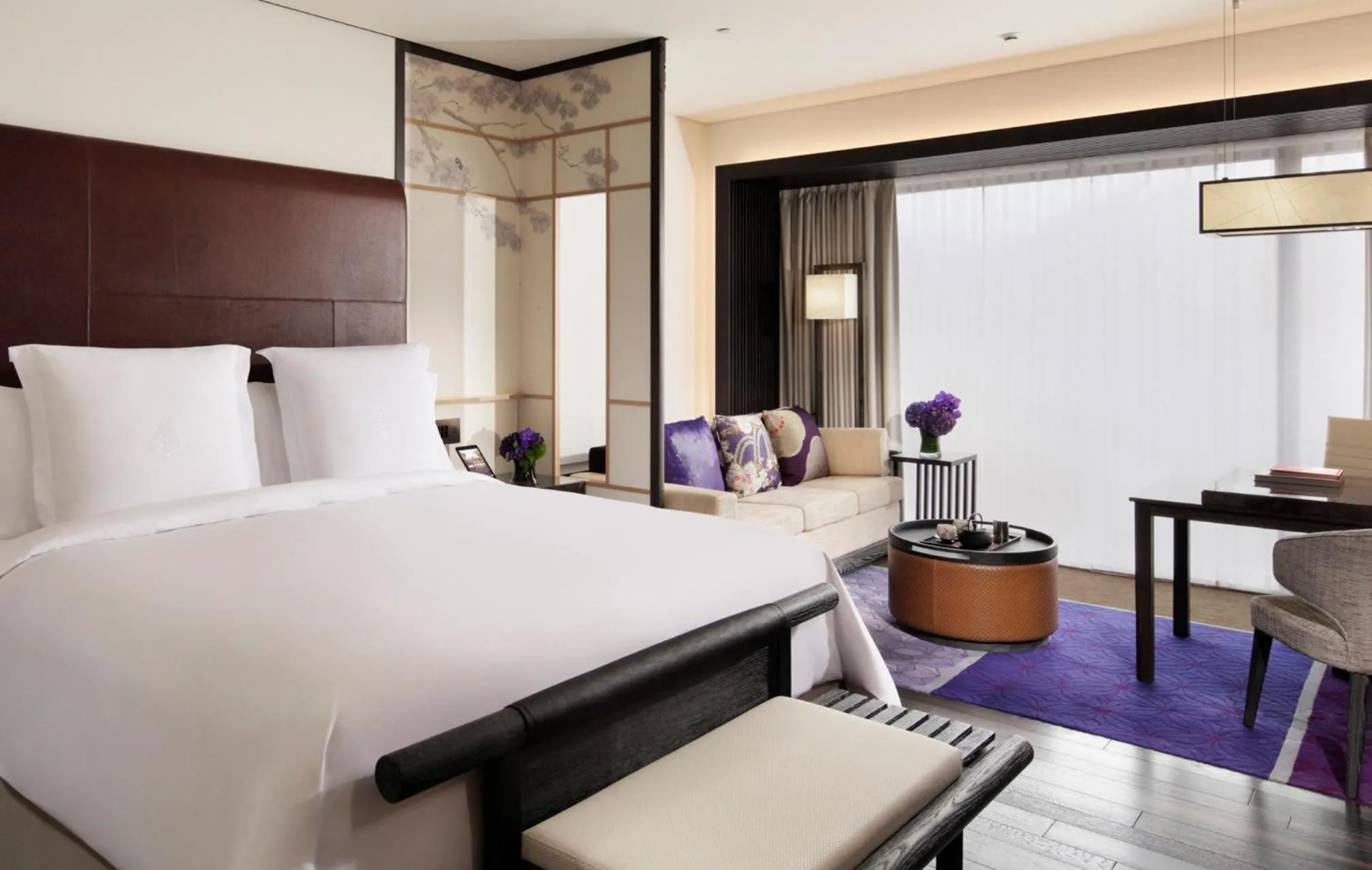 Bed in Four Seasons Hotel Kyoto