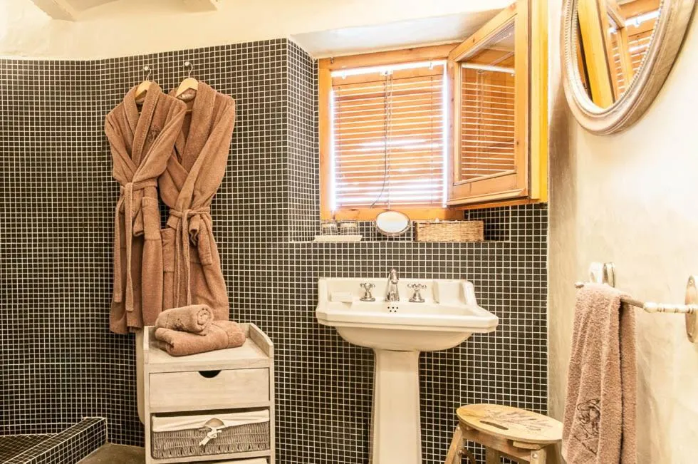 El Racó de Madremanya - Adults only