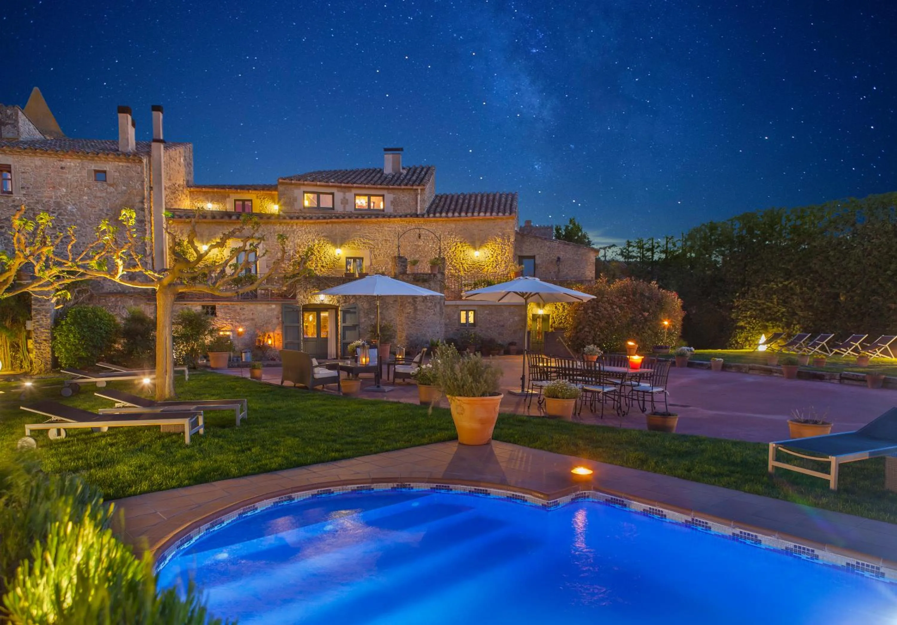 Property building in El Racó de Madremanya - Adults only